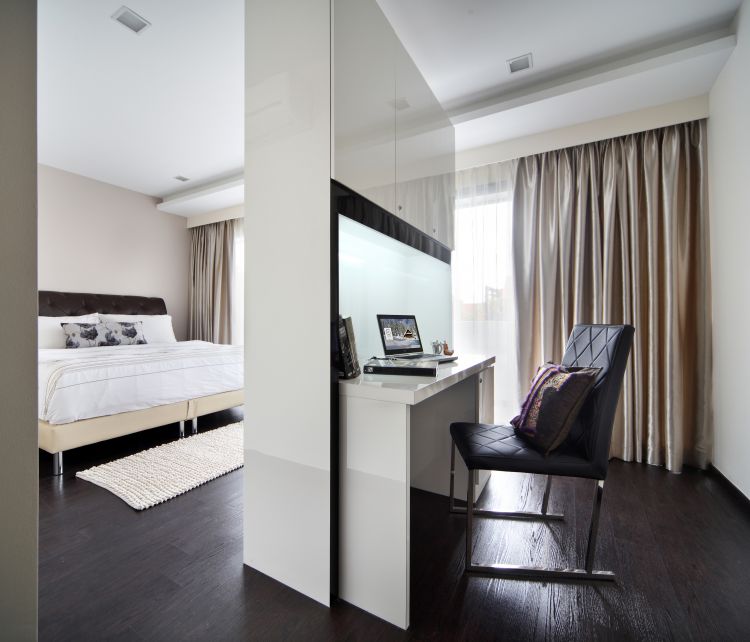 Contemporary, Modern Design - Bedroom - Landed House - Design by form & space pte ltd