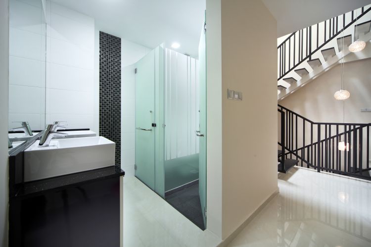 Contemporary, Modern Design - Bathroom - Landed House - Design by form & space pte ltd