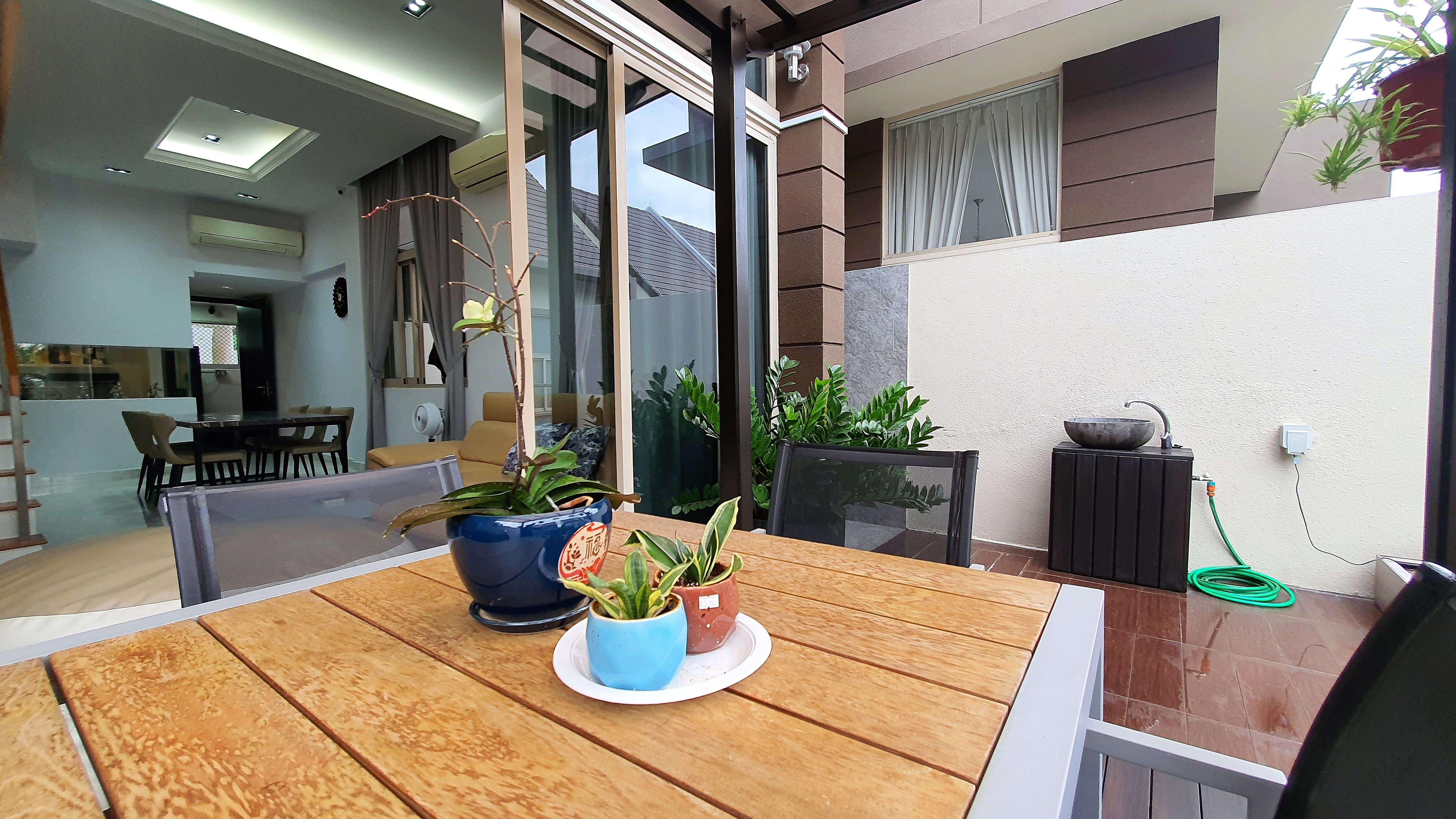 Contemporary Design - Balcony - Landed House - Design by Goodman Interior