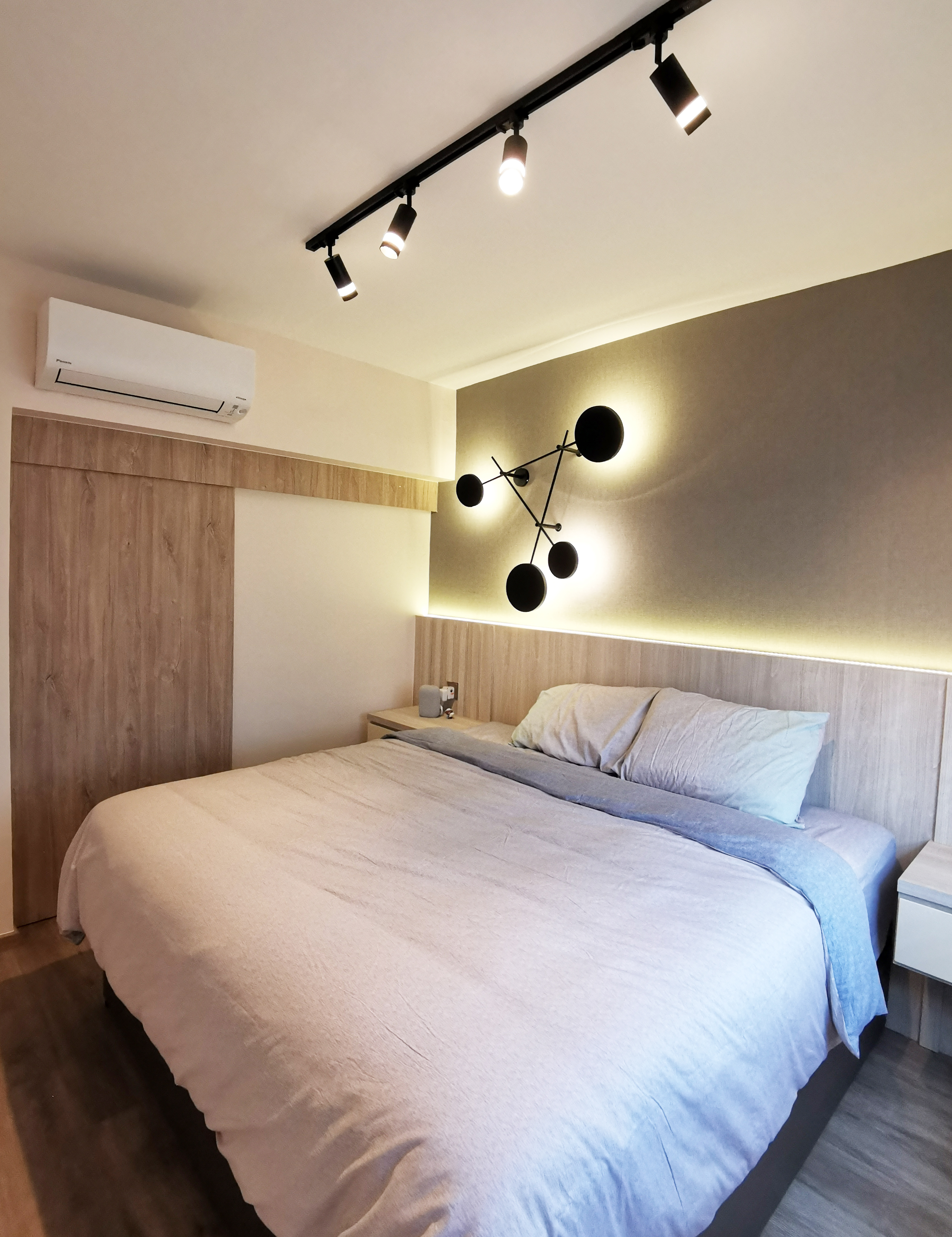 Modern, Rustic Design - Bedroom - HDB 4 Room - Design by GranVision D'sign Pte Ltd