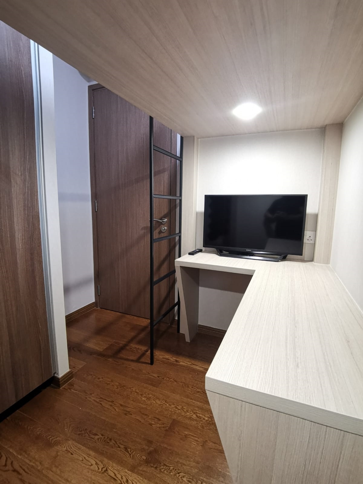 Contemporary, Modern Design - Study Room - Condominium - Design by GranVision D'sign Pte Ltd