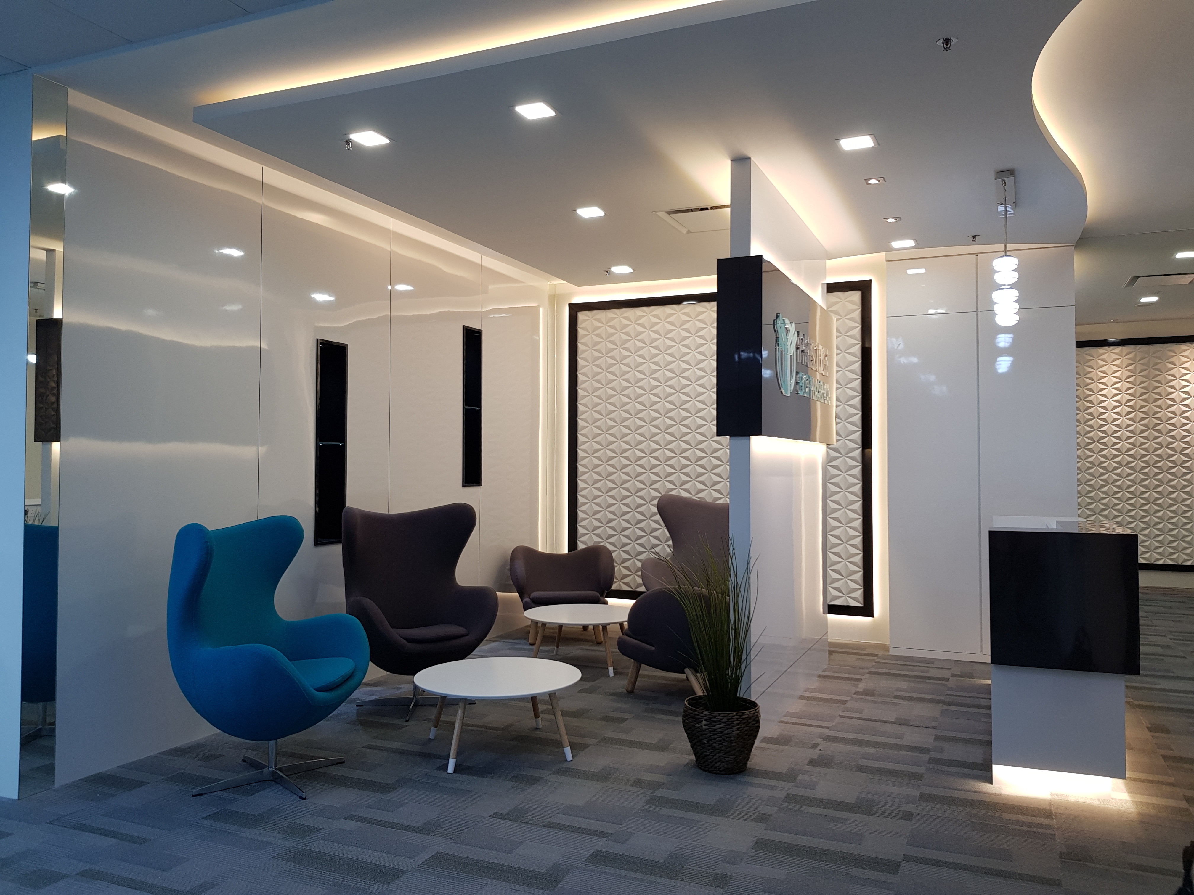 Minimalist, Modern Design - Commercial - Office - Design by GranVision D'sign Pte Ltd