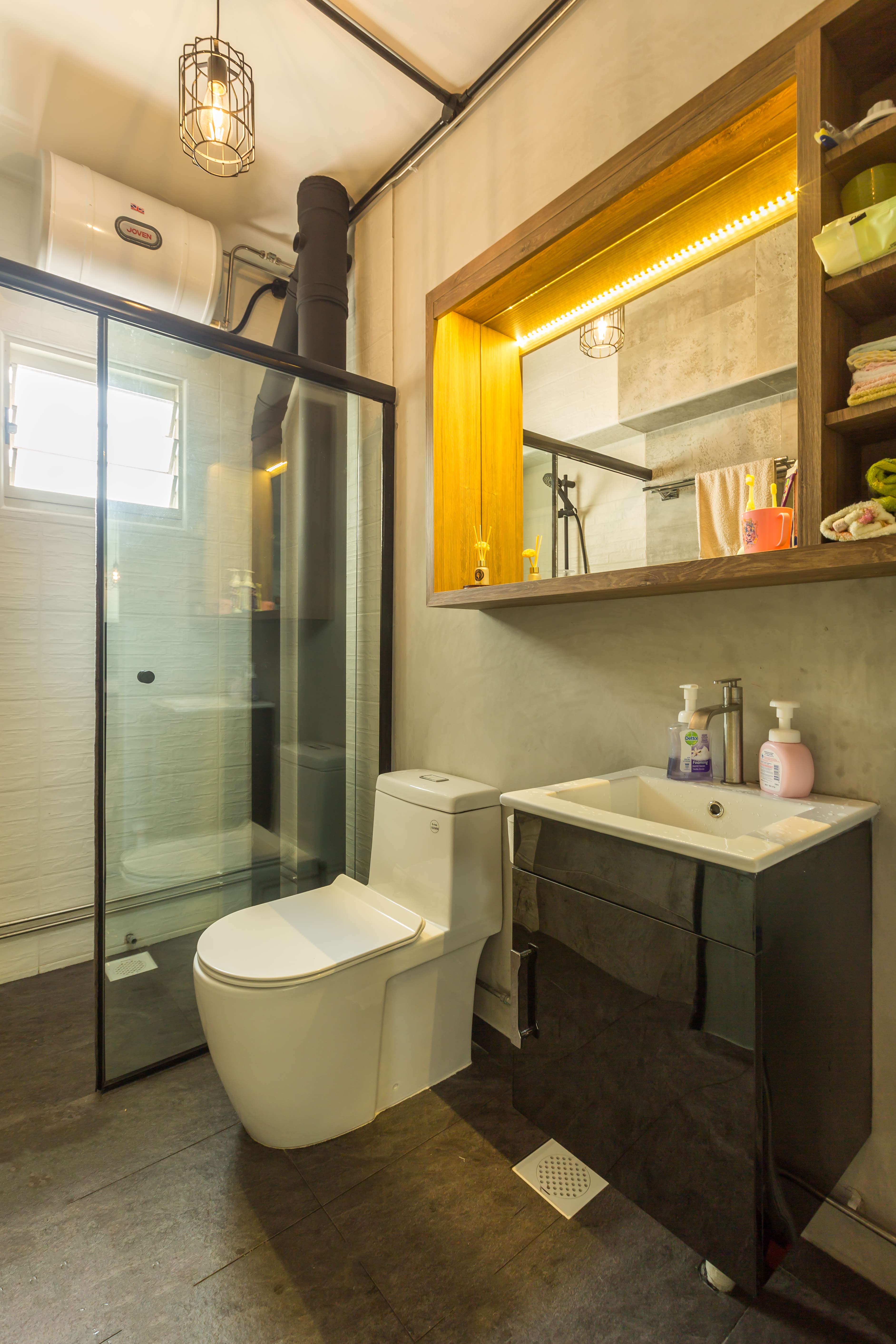 Industrial, Rustic Design - Bathroom - HDB 5 Room - Design by GSID