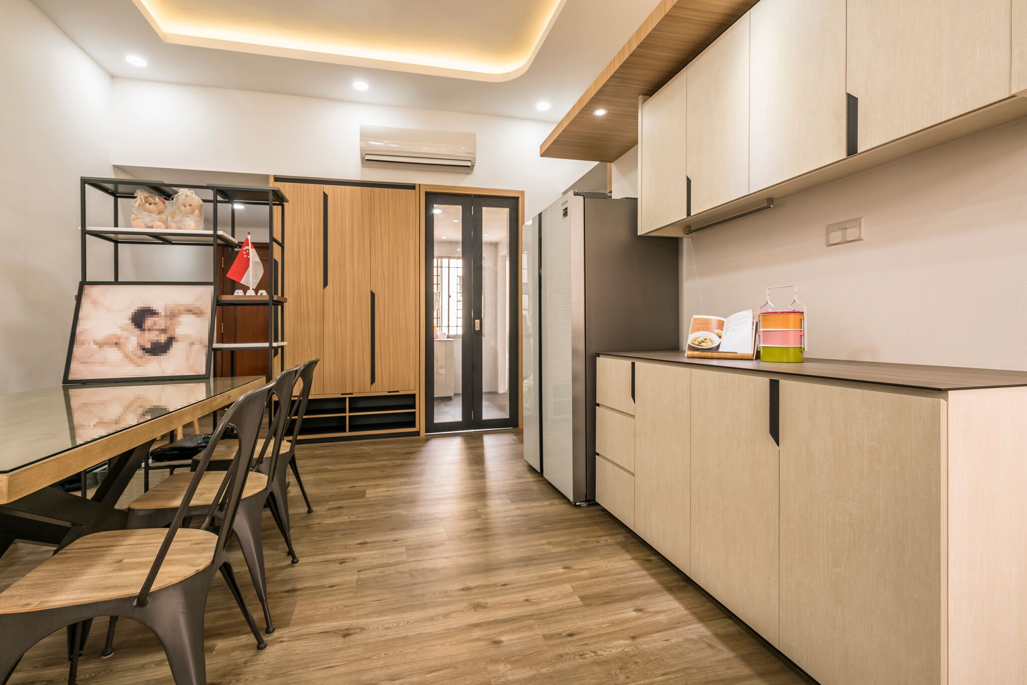 Contemporary, Modern Design - Dining Room - Condominium - Design by Home Concepts Interior & Design Pte Ltd