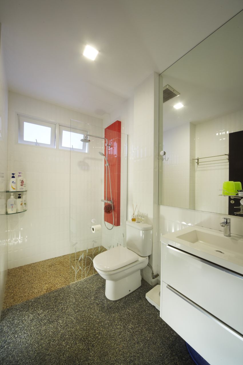 Modern Design - Bathroom - Landed House - Design by I-chapter Pte Ltd