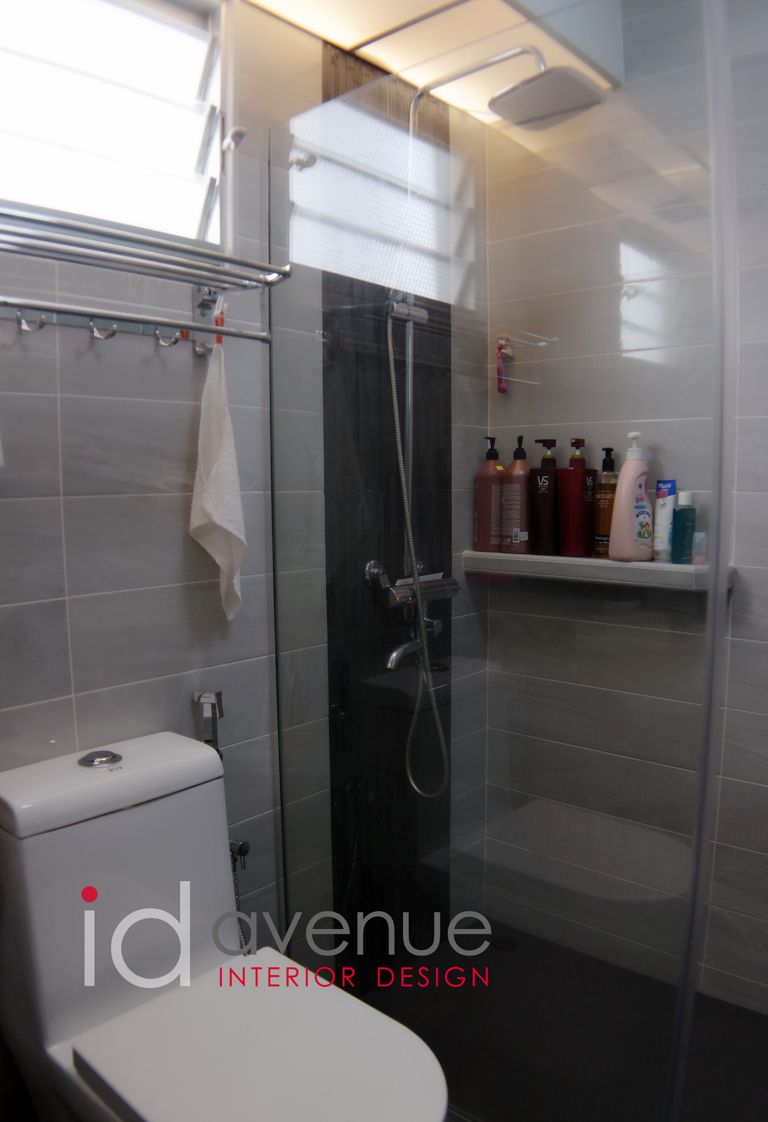 Industrial, Modern Design - Bathroom - HDB 5 Room - Design by ID Avenue Pte Ltd (Interior Design Avenue)