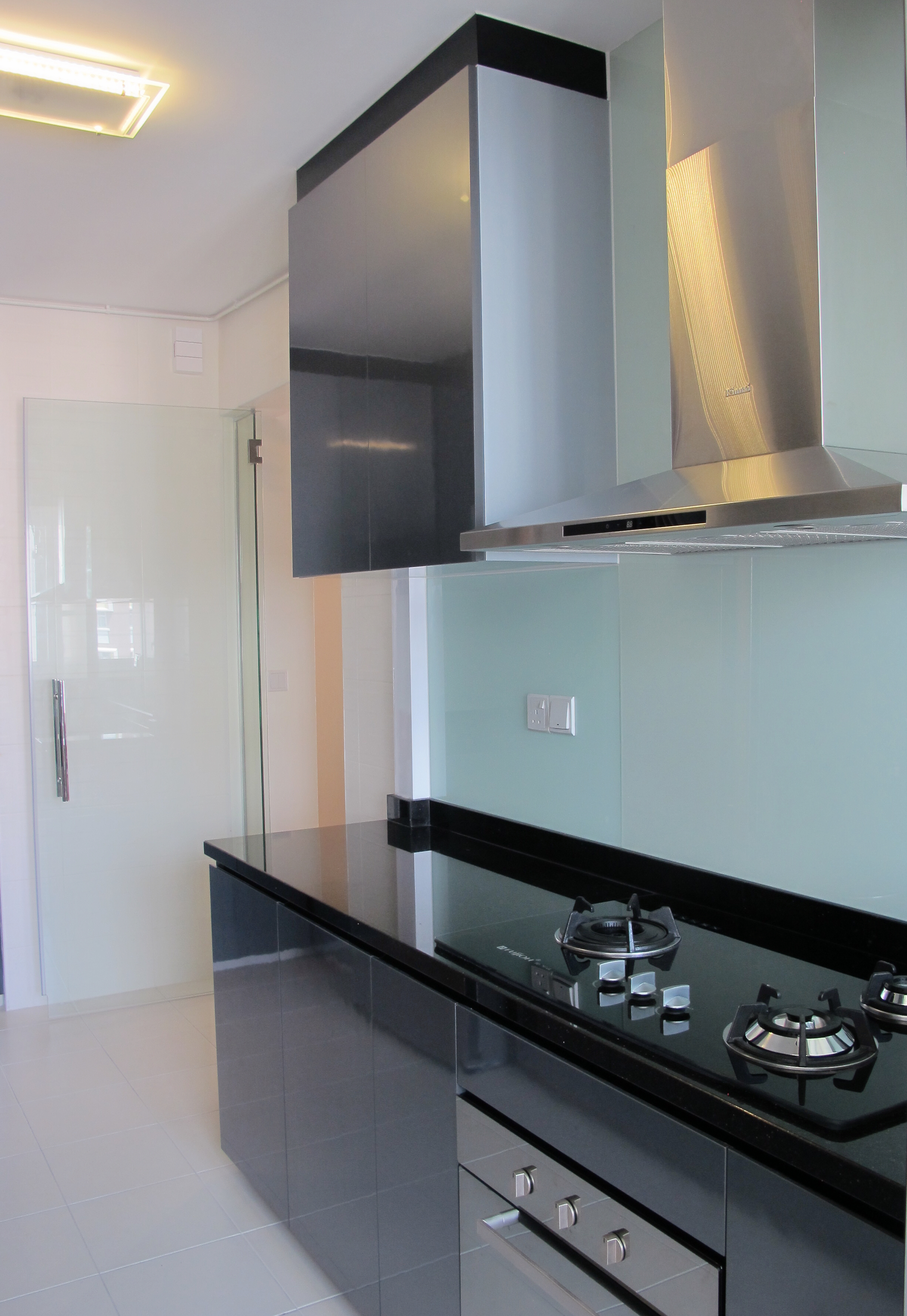 Contemporary, Modern Design - Kitchen - HDB 5 Room - Design by ID Avenue Pte Ltd (Interior Design Avenue)