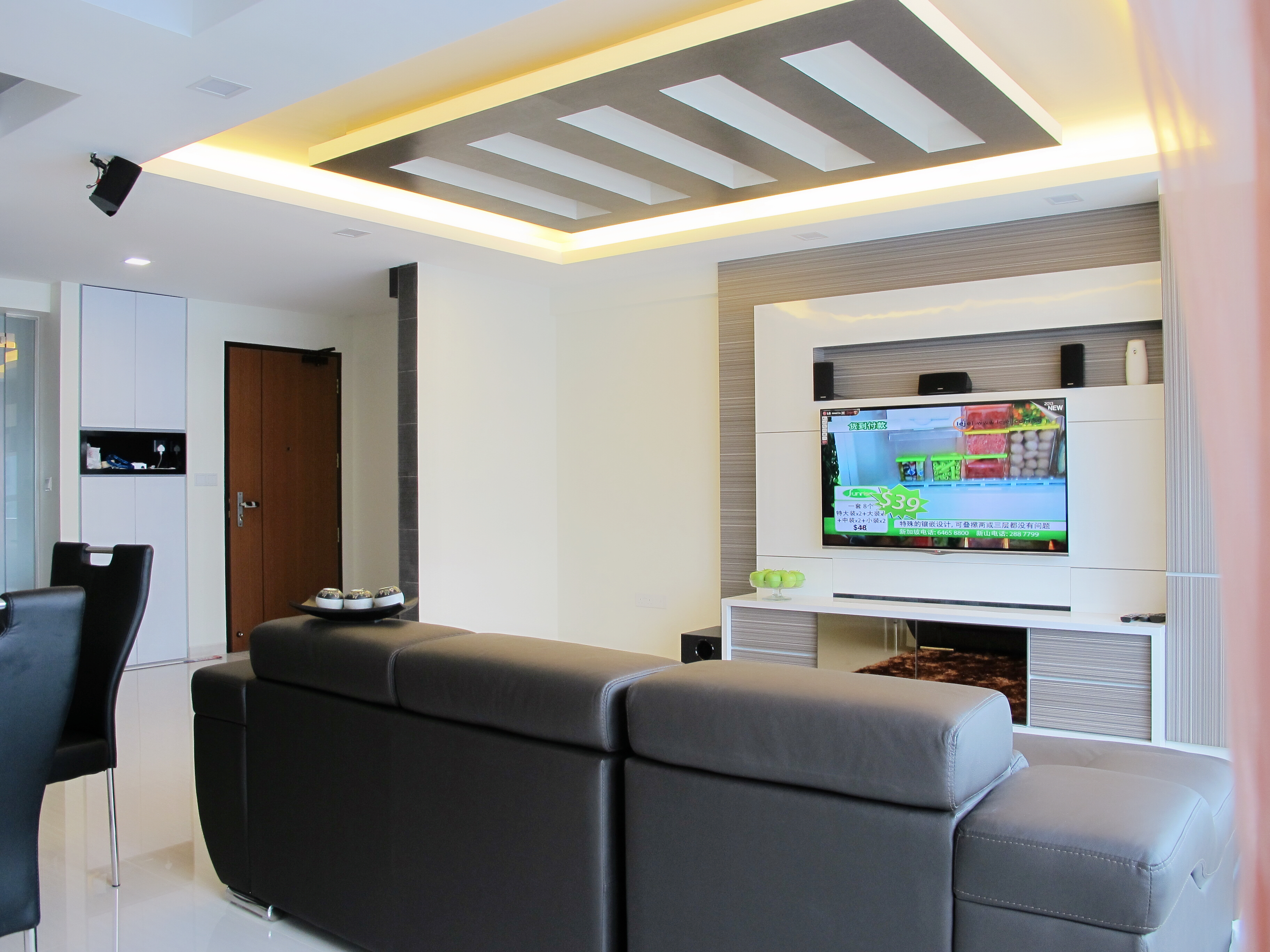 Contemporary, Modern Design - Living Room - HDB 5 Room - Design by ID Avenue Pte Ltd (Interior Design Avenue)