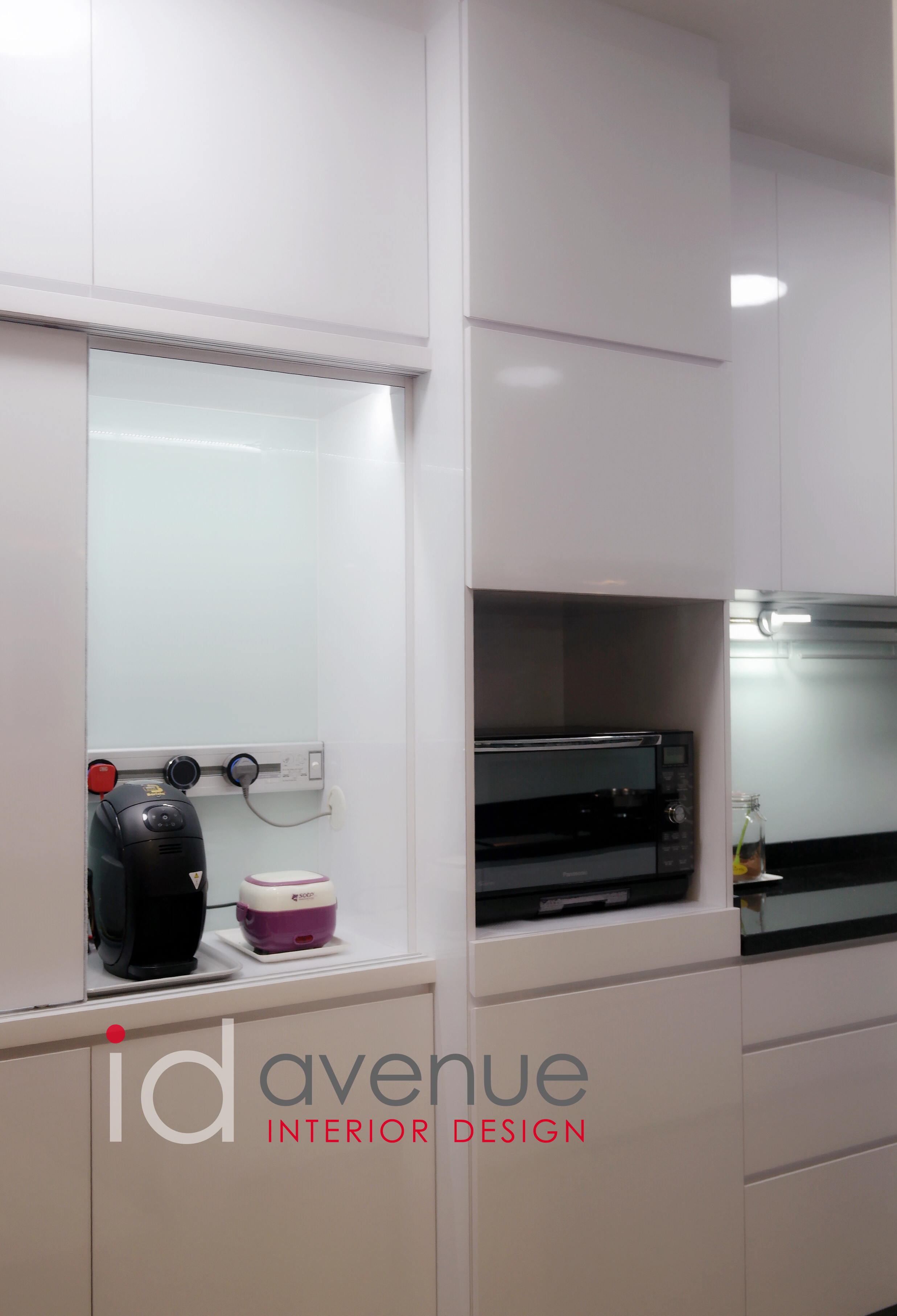 Contemporary, Modern Design - Kitchen - HDB 5 Room - Design by ID Avenue Pte Ltd (Interior Design Avenue)