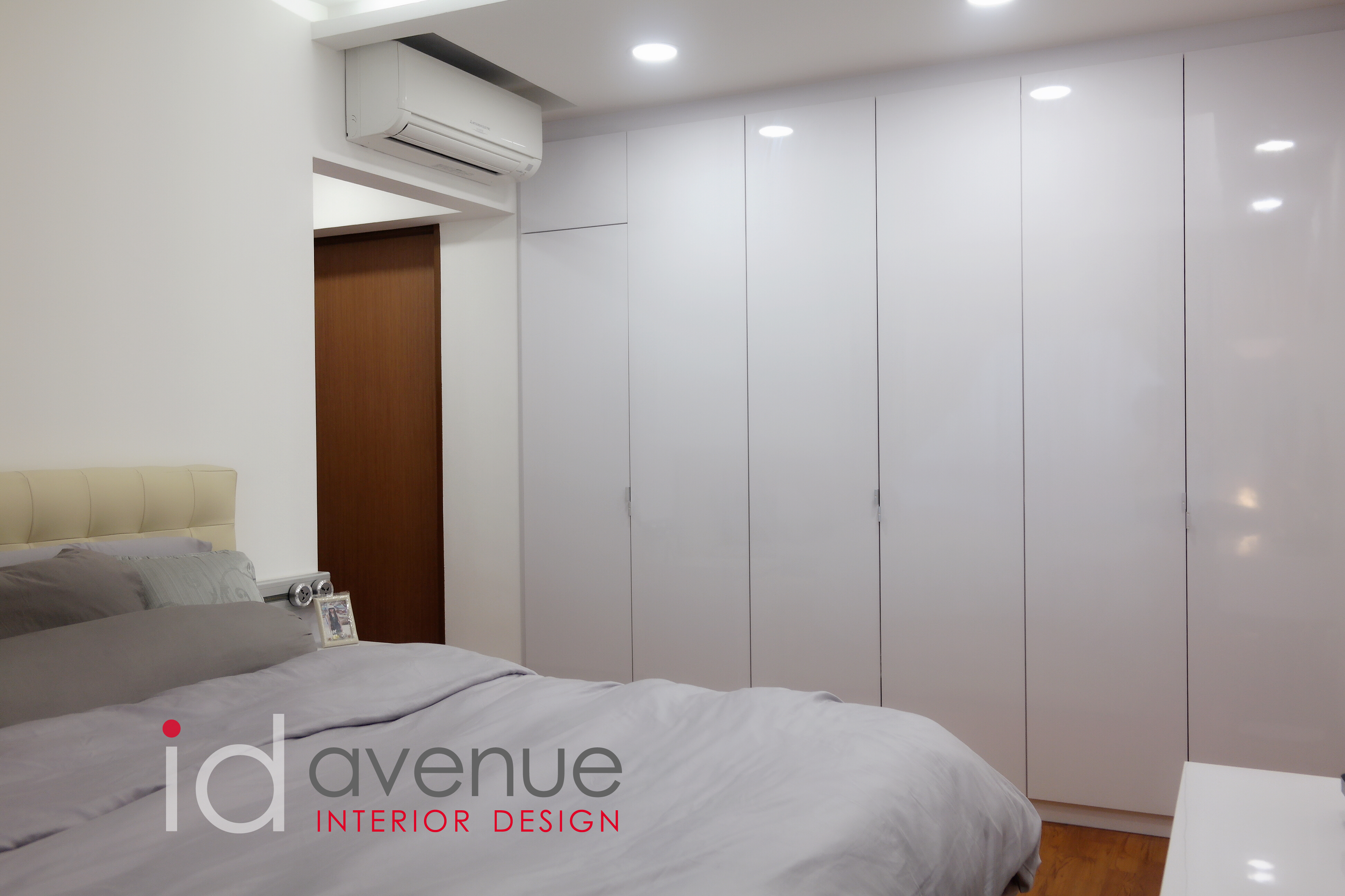 Contemporary, Modern Design - Bedroom - HDB 5 Room - Design by ID Avenue Pte Ltd (Interior Design Avenue)