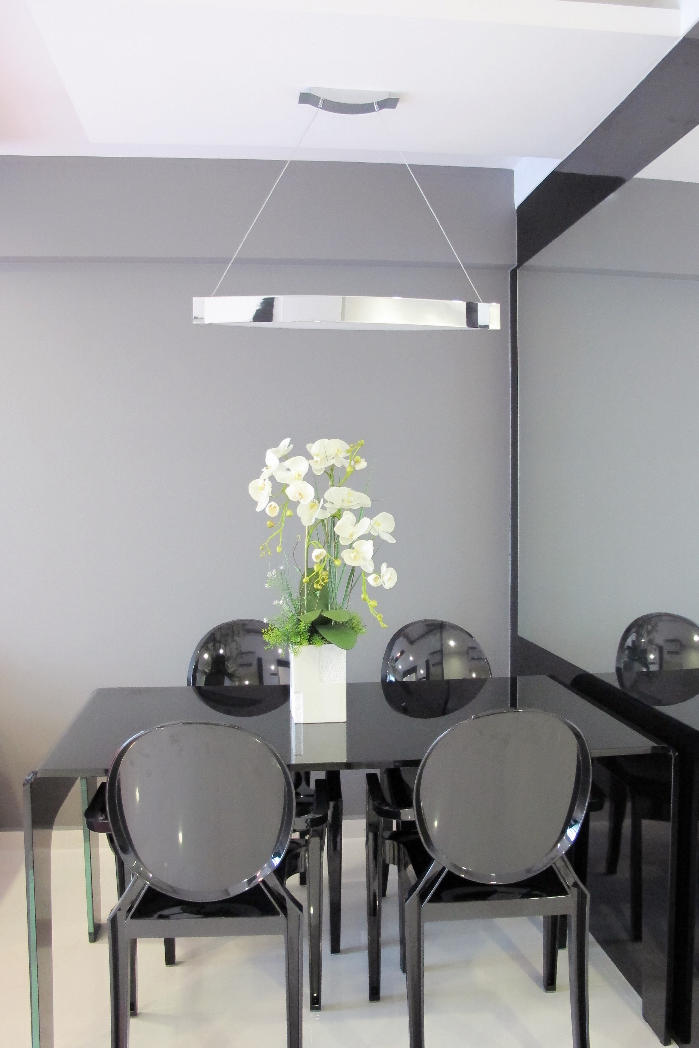 Contemporary, Modern Design - Dining Room - HDB 4 Room - Design by ID Avenue Pte Ltd (Interior Design Avenue)