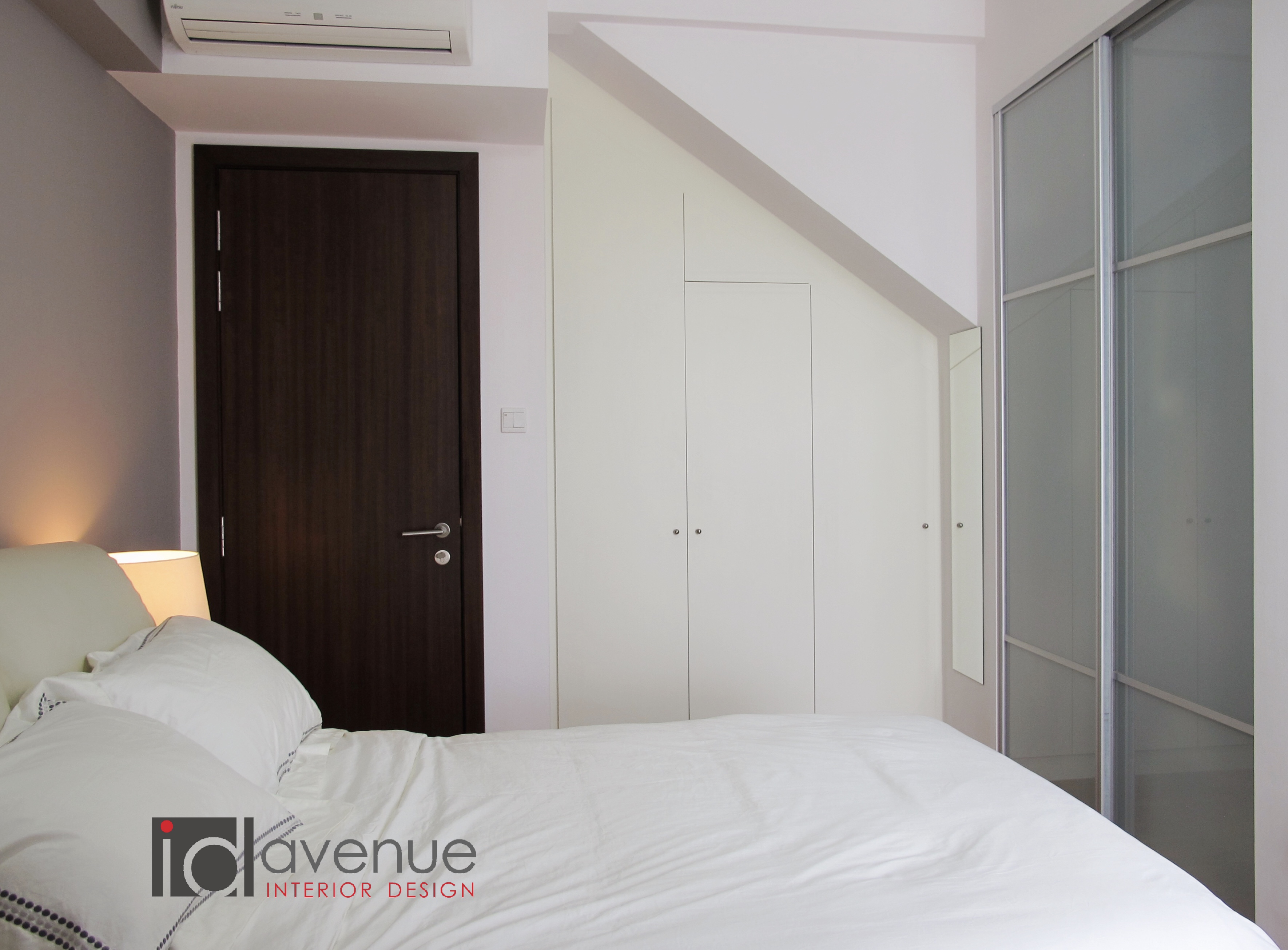 Contemporary, Modern Design - Bedroom - Condominium - Design by ID Avenue Pte Ltd (Interior Design Avenue)