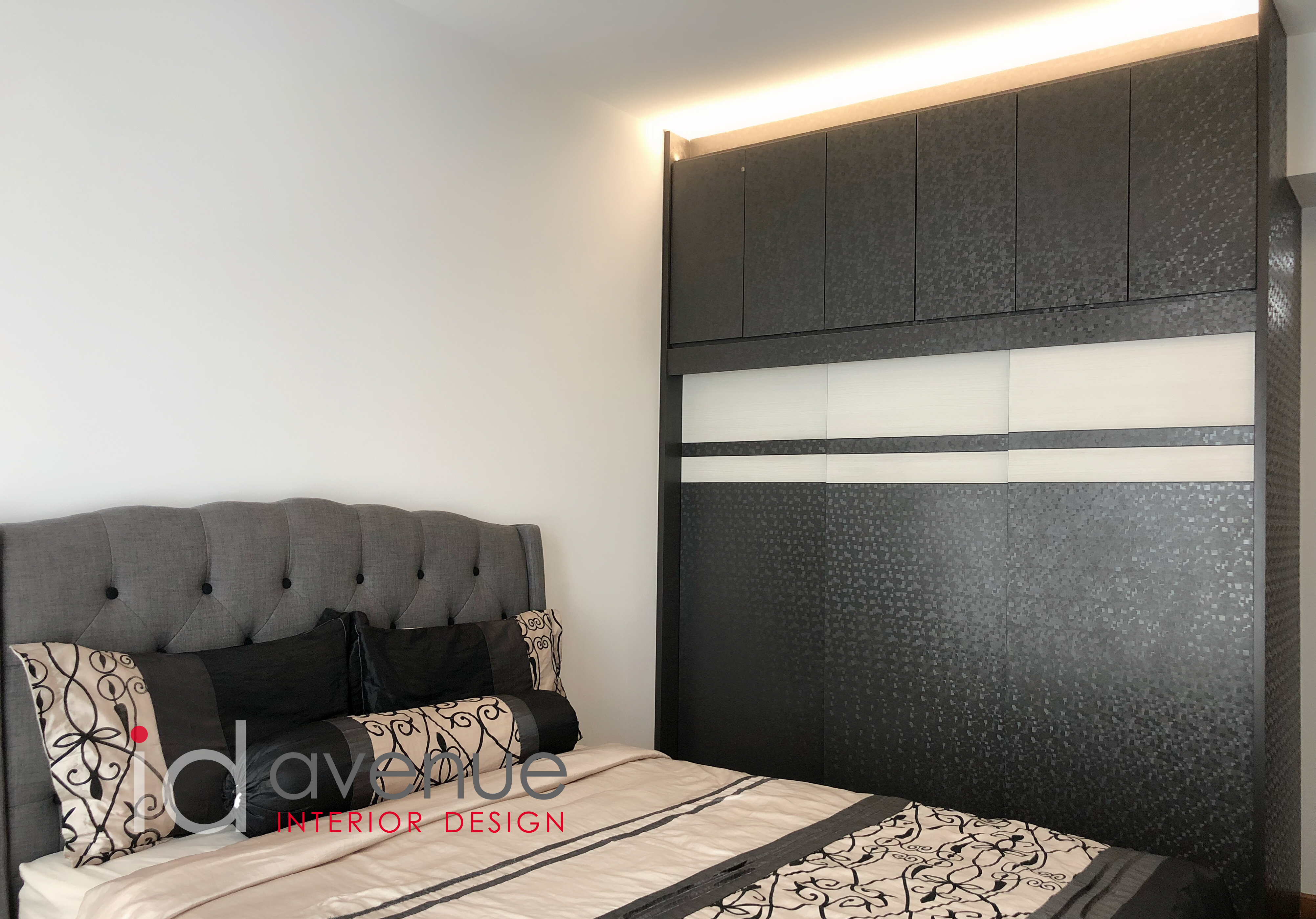 Contemporary, Modern Design - Bedroom - Condominium - Design by ID Avenue Pte Ltd (Interior Design Avenue)