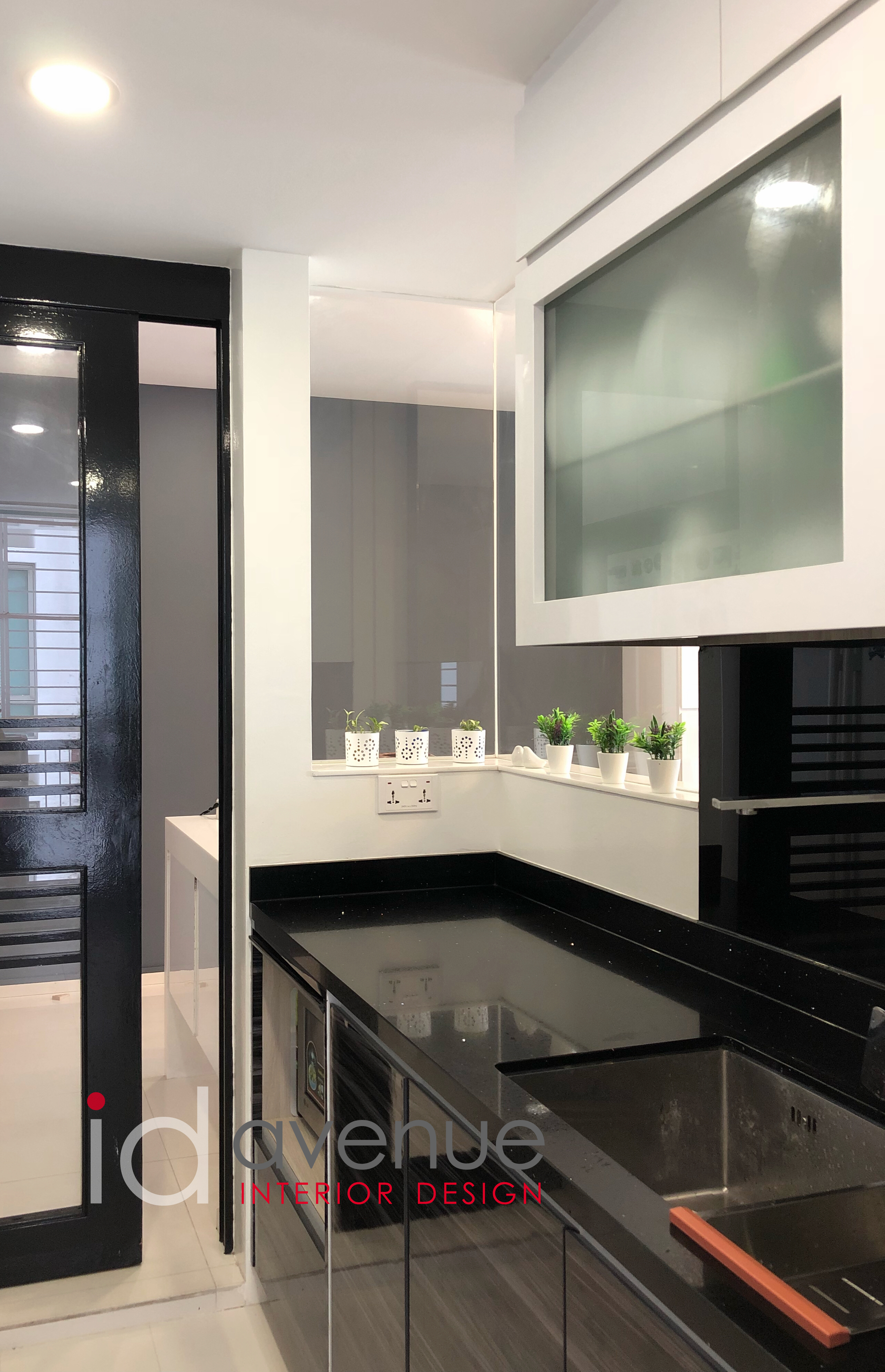 Contemporary, Modern Design - Kitchen - Condominium - Design by ID Avenue Pte Ltd (Interior Design Avenue)