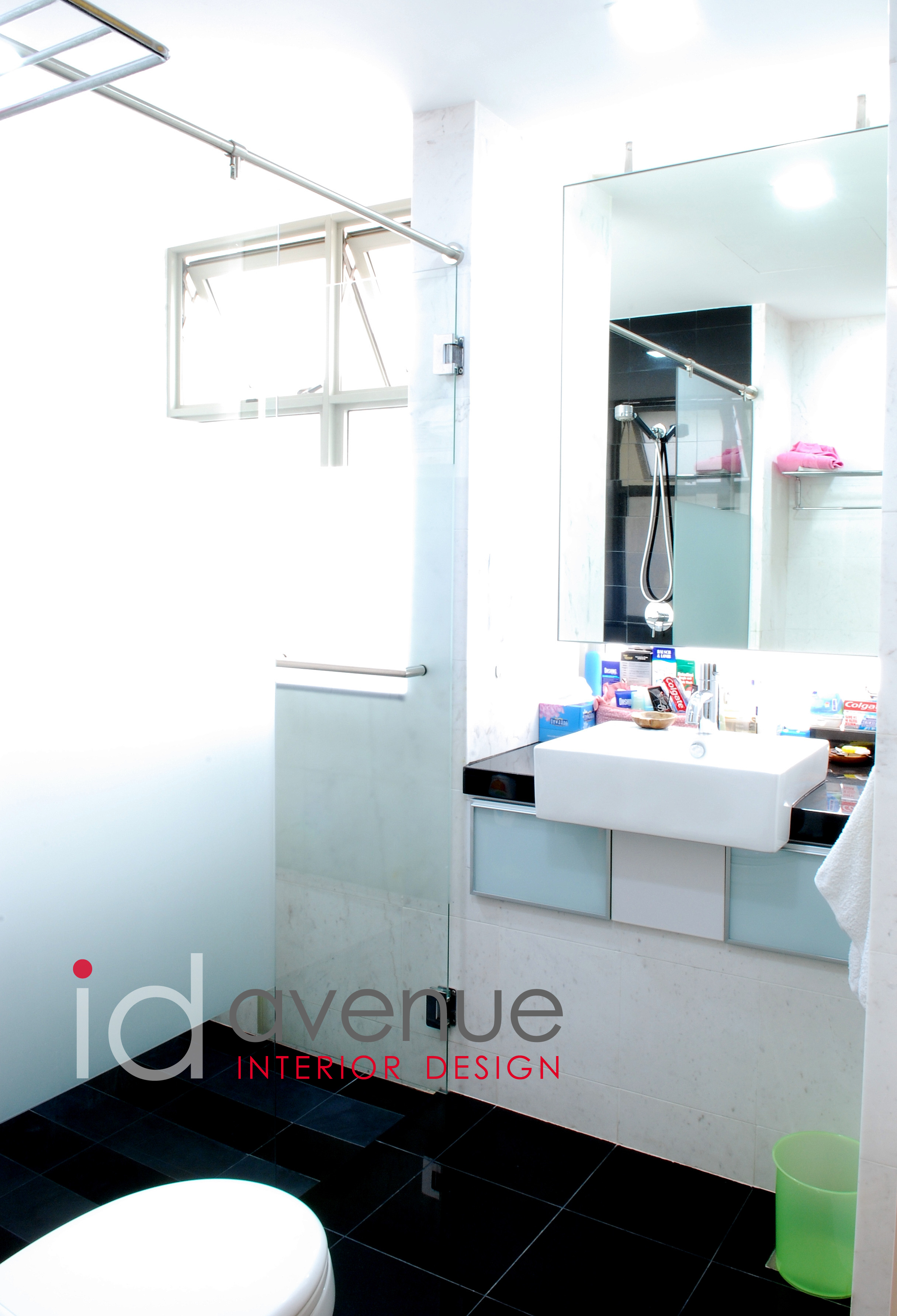 Contemporary, Modern Design - Bathroom - Condominium - Design by ID Avenue Pte Ltd (Interior Design Avenue)