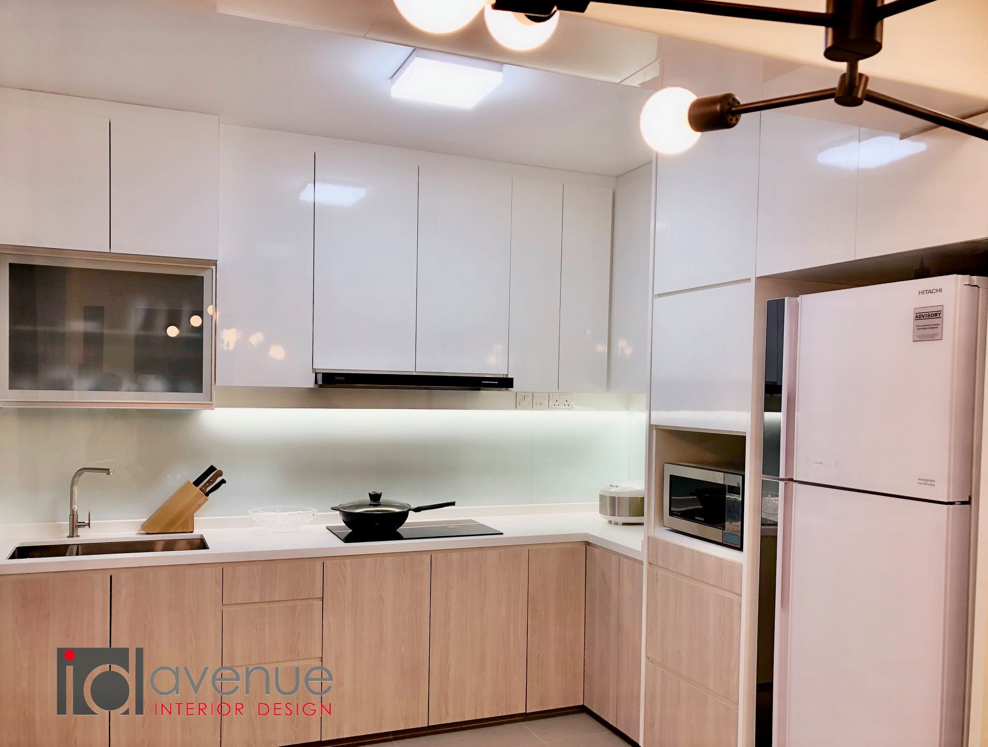 Contemporary, Modern Design - Kitchen - HDB 4 Room - Design by ID Avenue Pte Ltd (Interior Design Avenue)