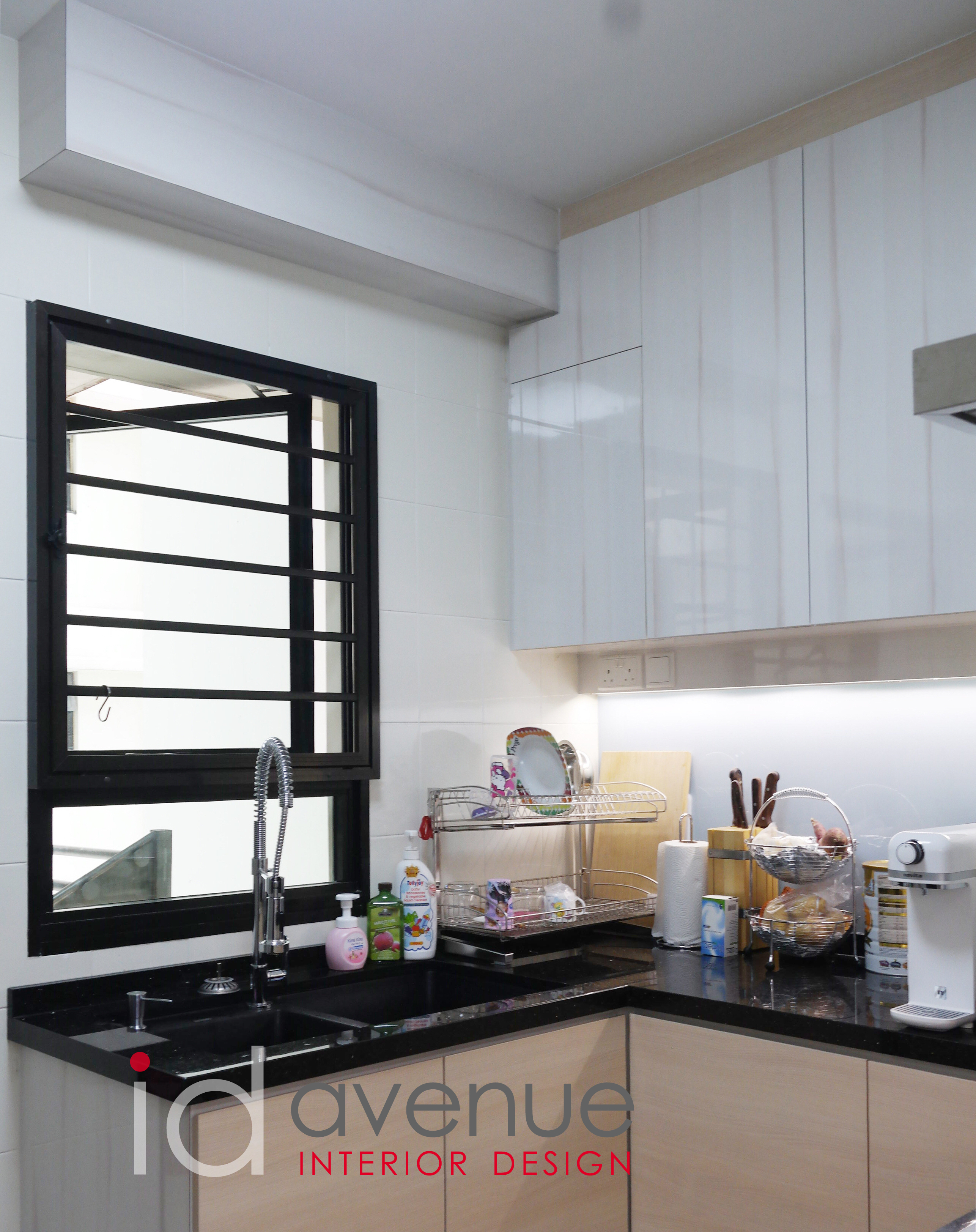 Contemporary, Modern Design - Kitchen - HDB 4 Room - Design by ID Avenue Pte Ltd (Interior Design Avenue)