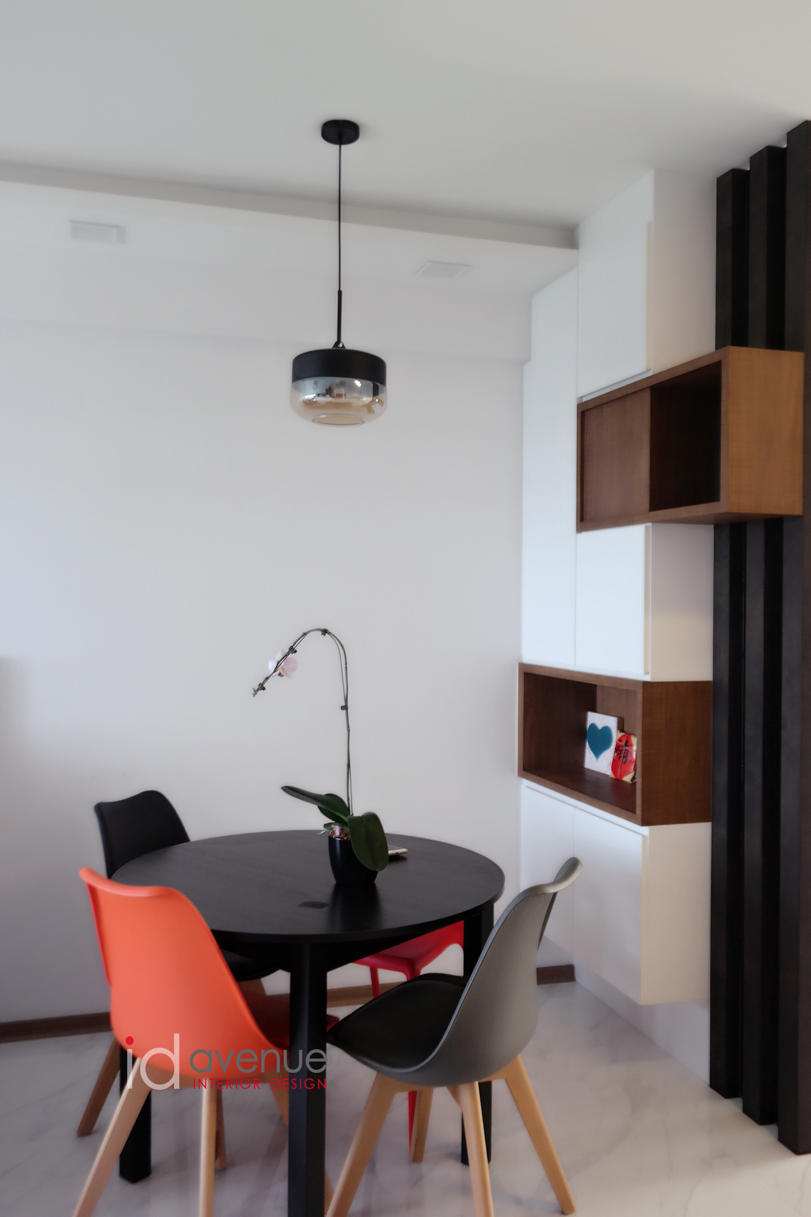 Contemporary Design - Living Room - HDB 5 Room - Design by ID Avenue Pte Ltd (Interior Design Avenue)