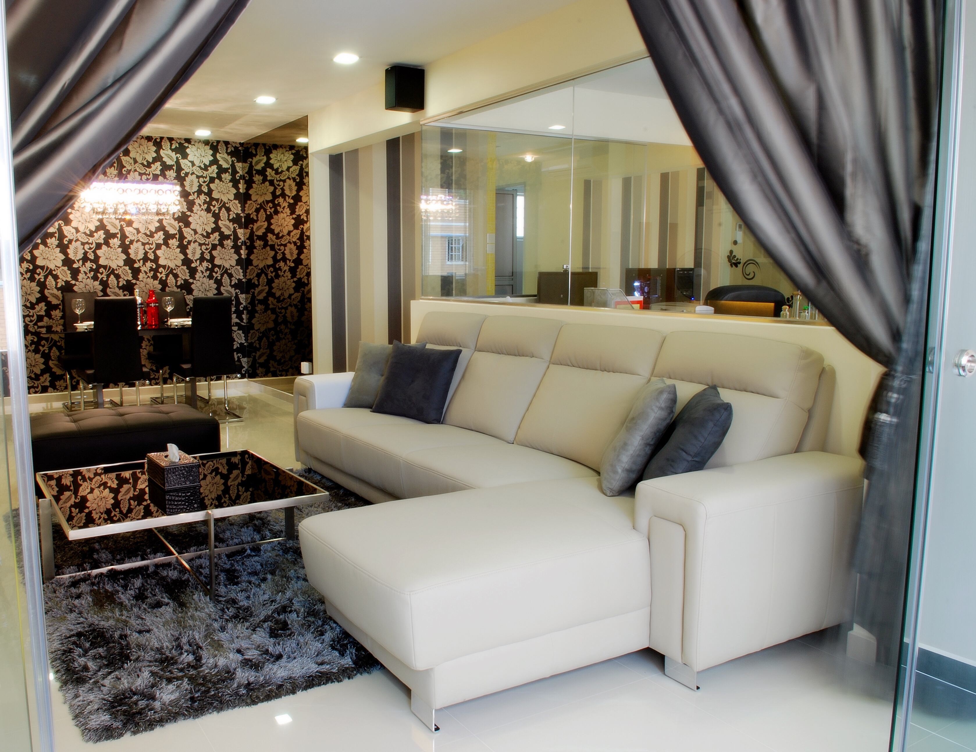 Contemporary, Modern Design - Living Room - HDB Executive Apartment - Design by ID Avenue Pte Ltd (Interior Design Avenue)