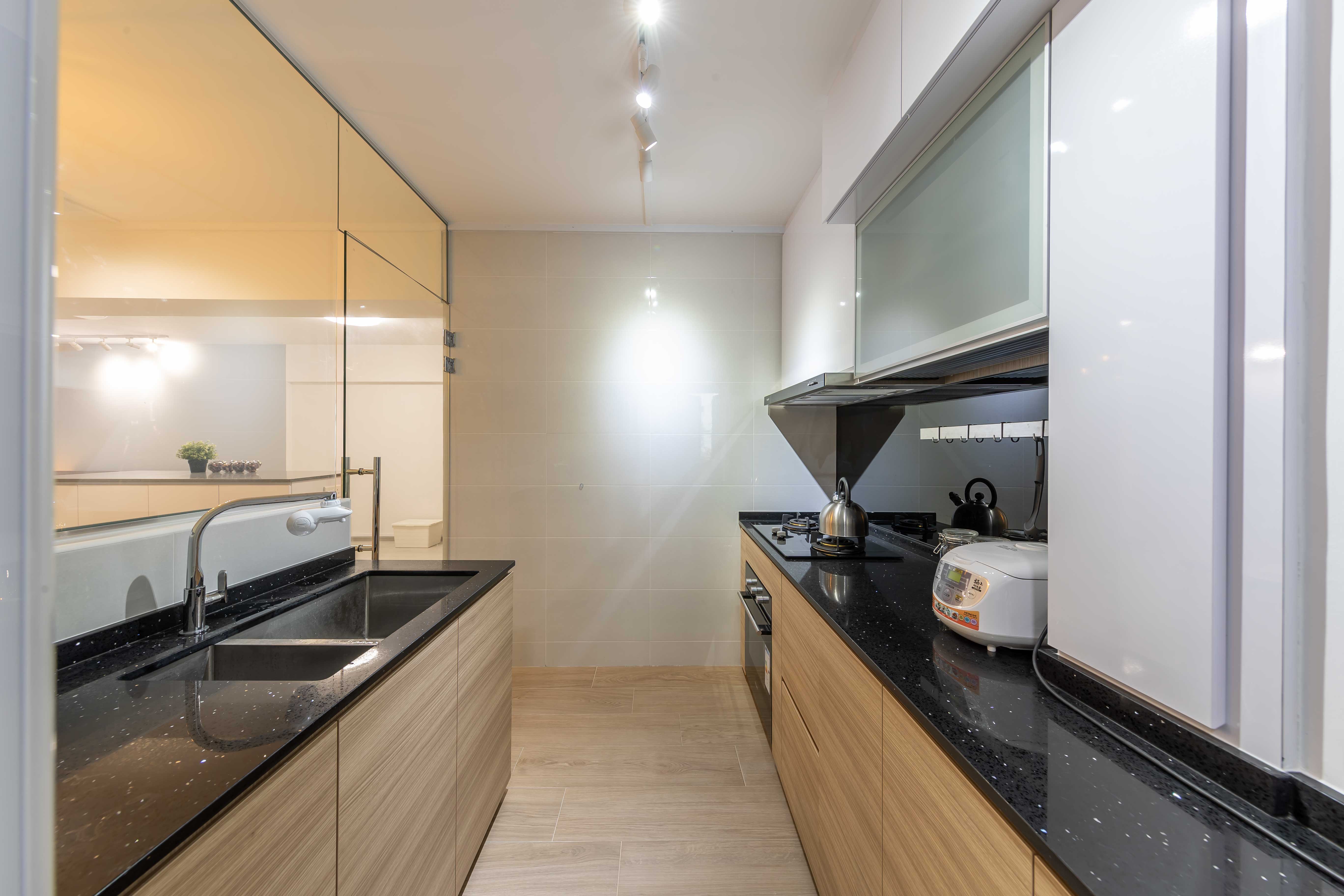 Modern Design - Kitchen - HDB 4 Room - Design by ID Gallery Pte Ltd