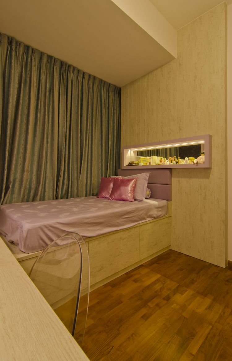 Tropical Design - Bedroom -  - Design by Ideal Design Interior Pte Ltd