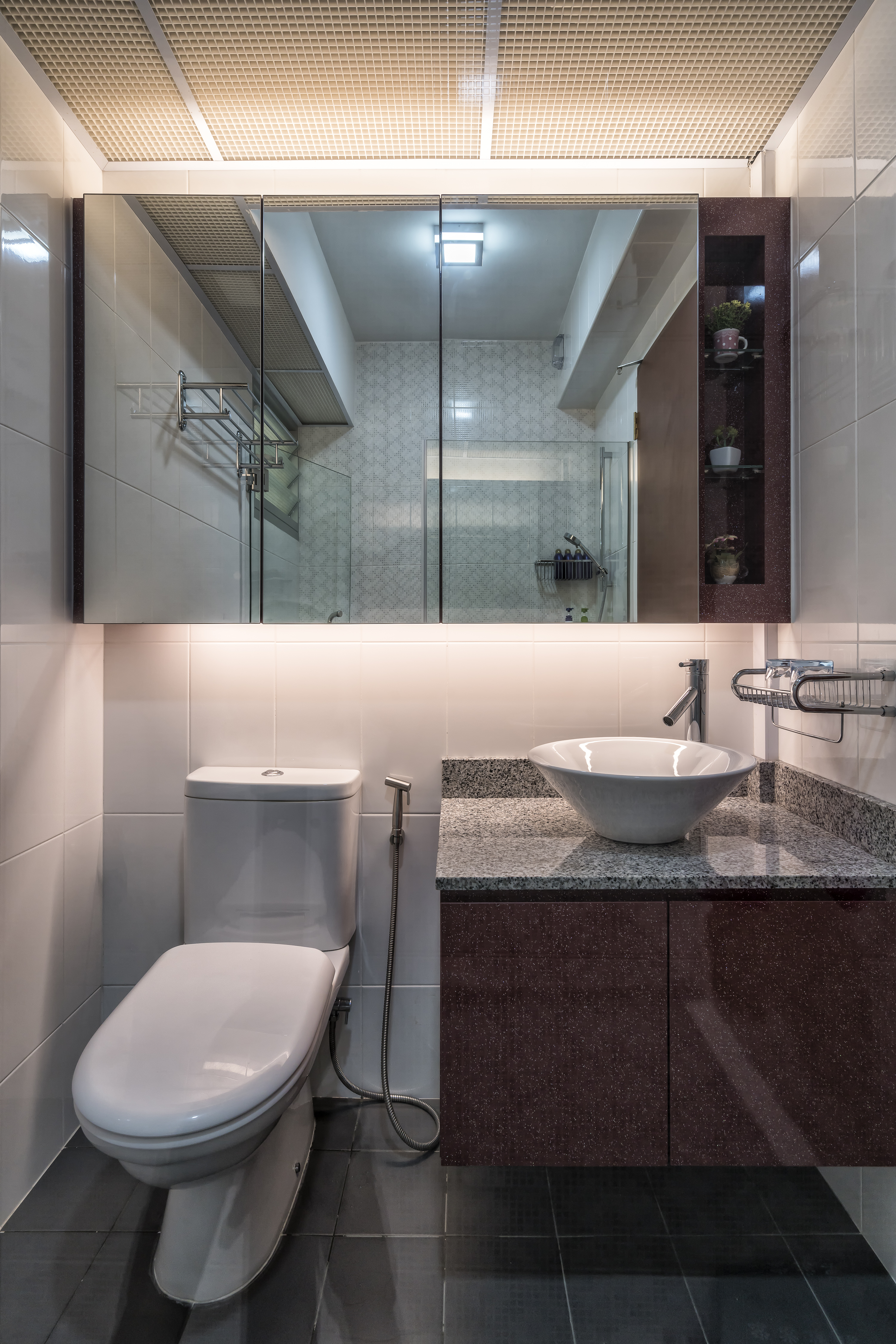 Contemporary, Modern Design - Bathroom - HDB 4 Room - Design by In2Space Interior Pte Ltd