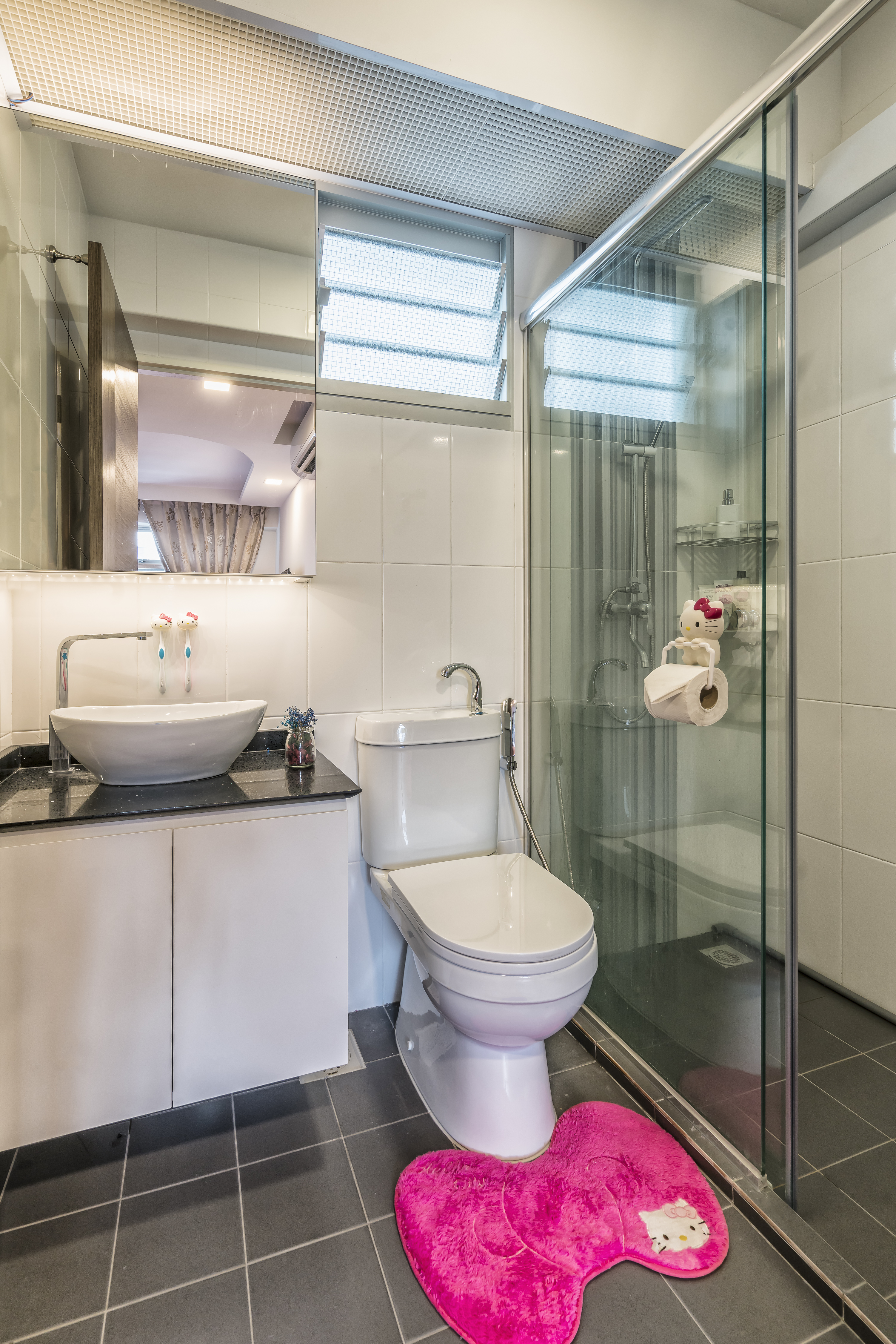 Contemporary, Modern, Victorian Design - Bathroom - HDB 4 Room - Design by In2Space Interior Pte Ltd