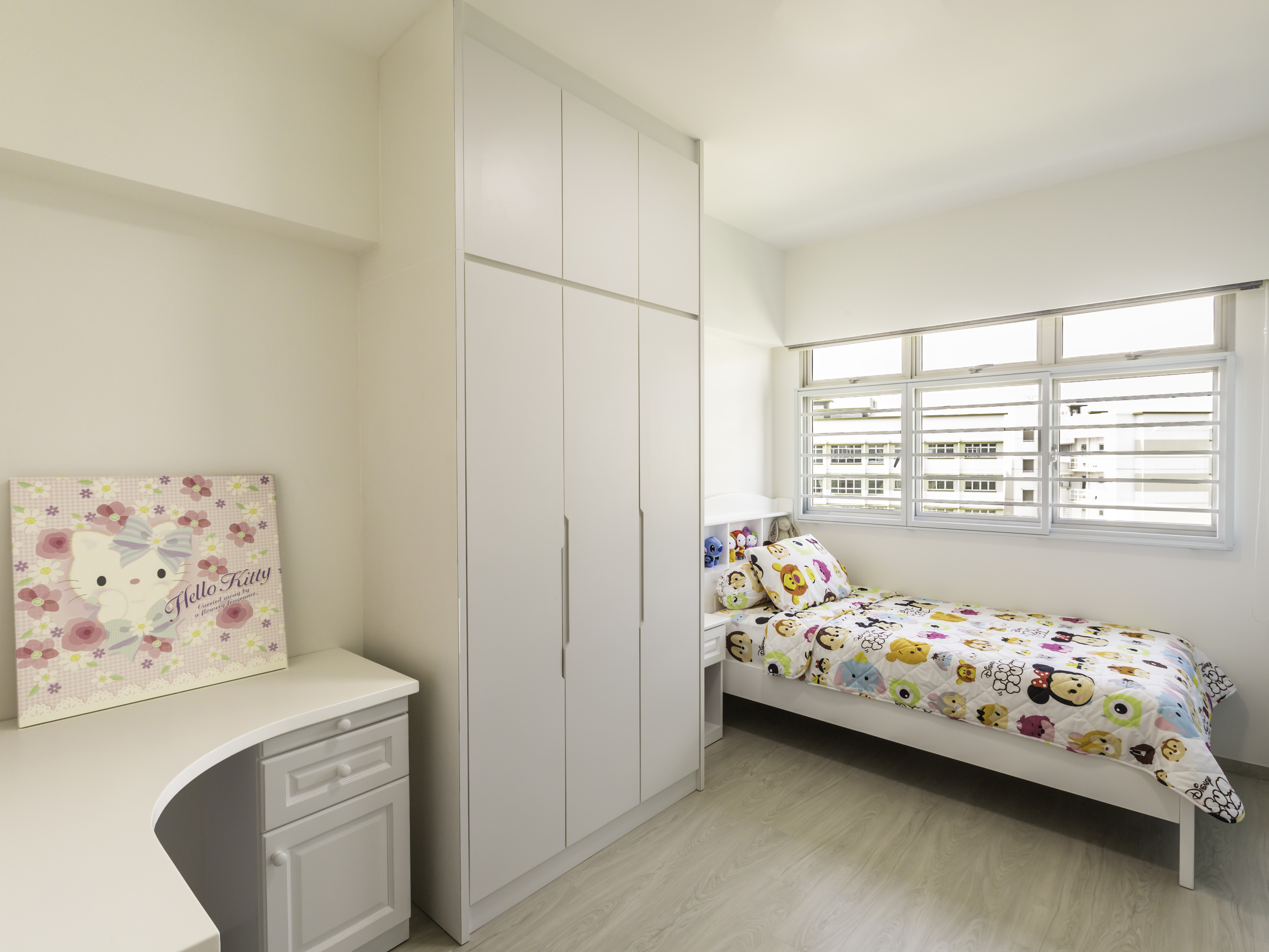 Contemporary, Modern Design - Bedroom - HDB 5 Room - Design by In2Space Interior Pte Ltd