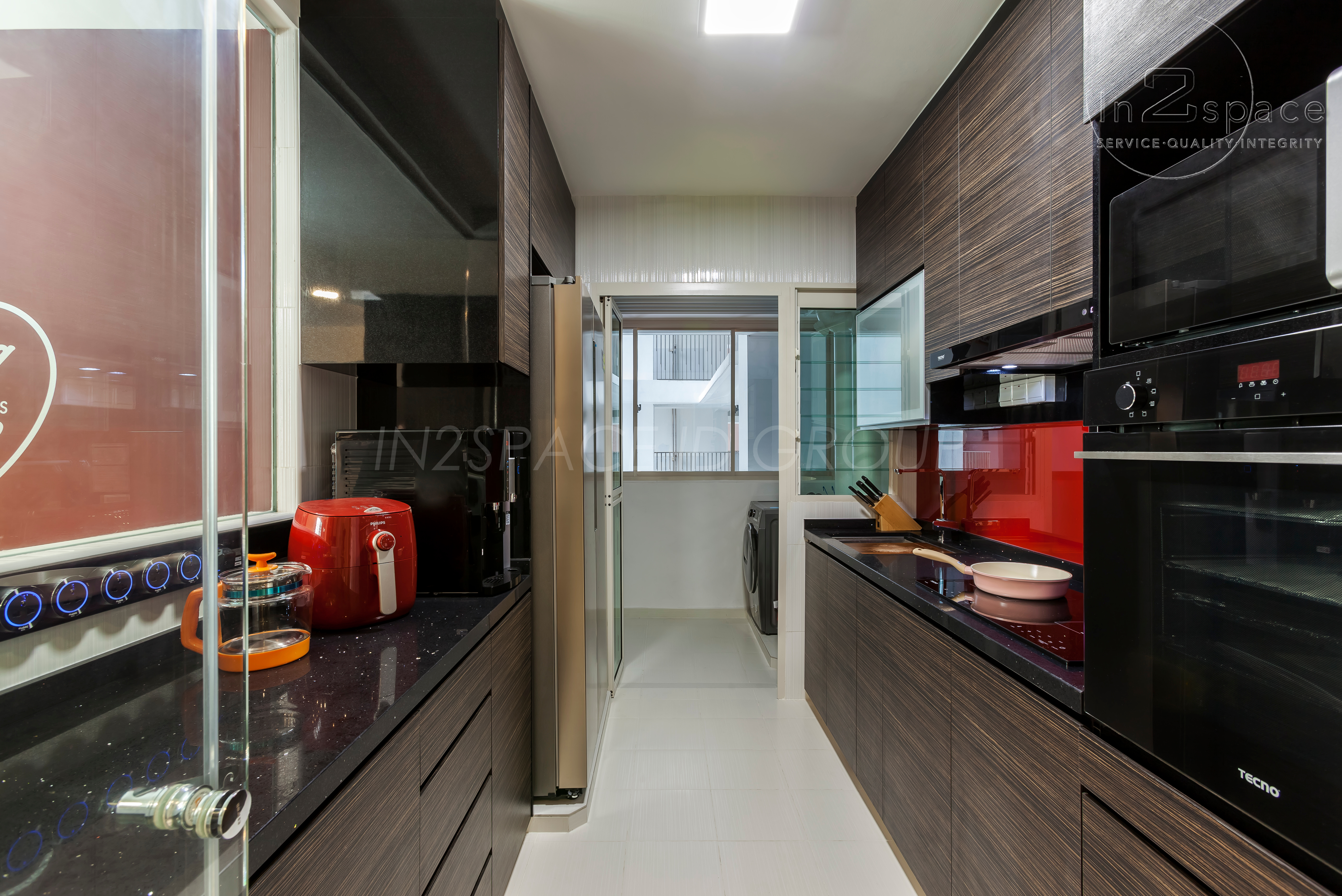 Contemporary, Modern Design - Kitchen - HDB 5 Room - Design by In2Space Interior Pte Ltd