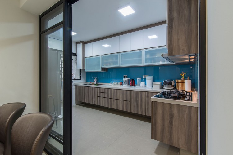 Minimalist, Modern Design - Kitchen - HDB 5 Room - Design by Innerglow Design Pte Ltd