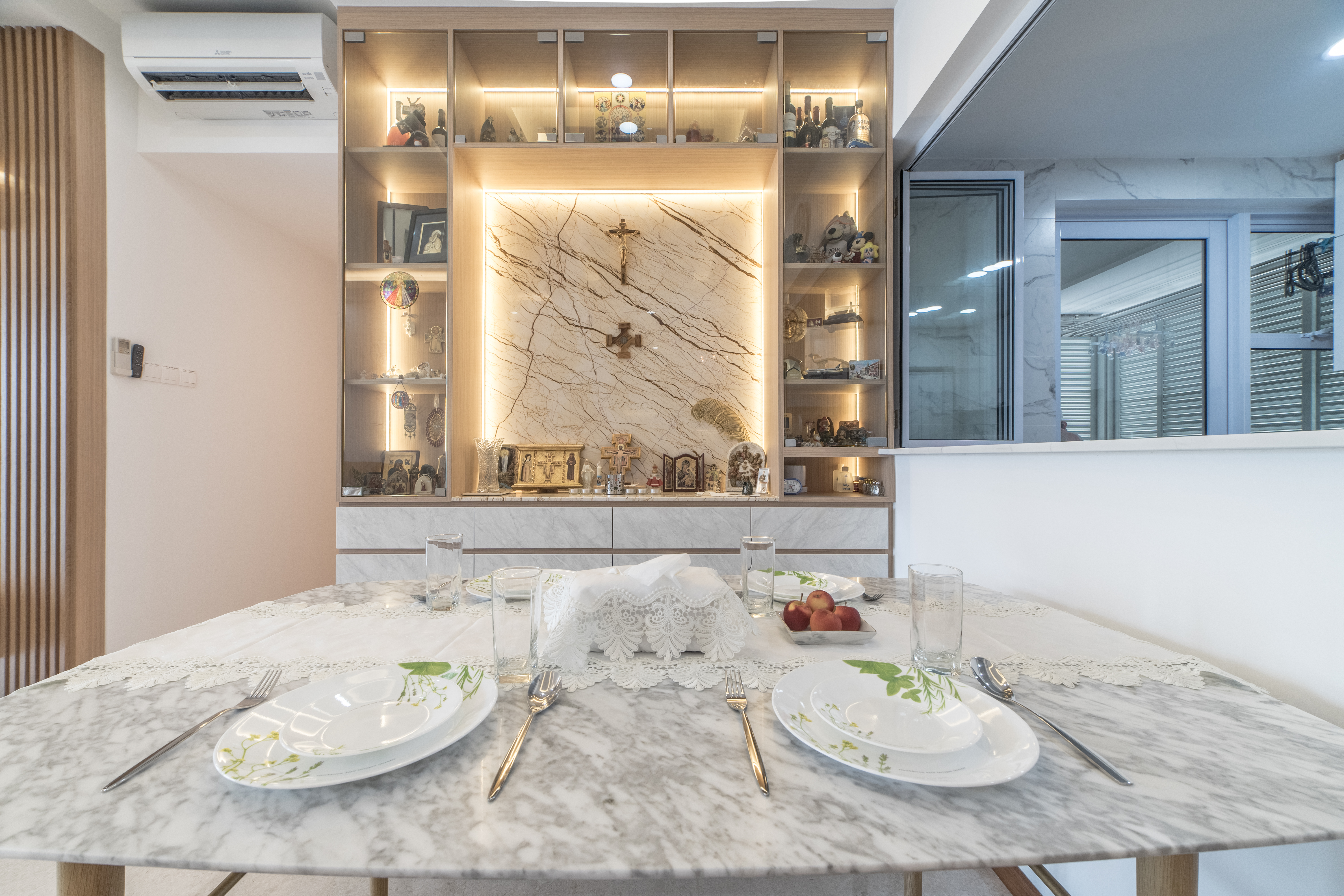 Others, Tropical Design - Dining Room - Condominium - Design by Inspire ID Group Pte Ltd