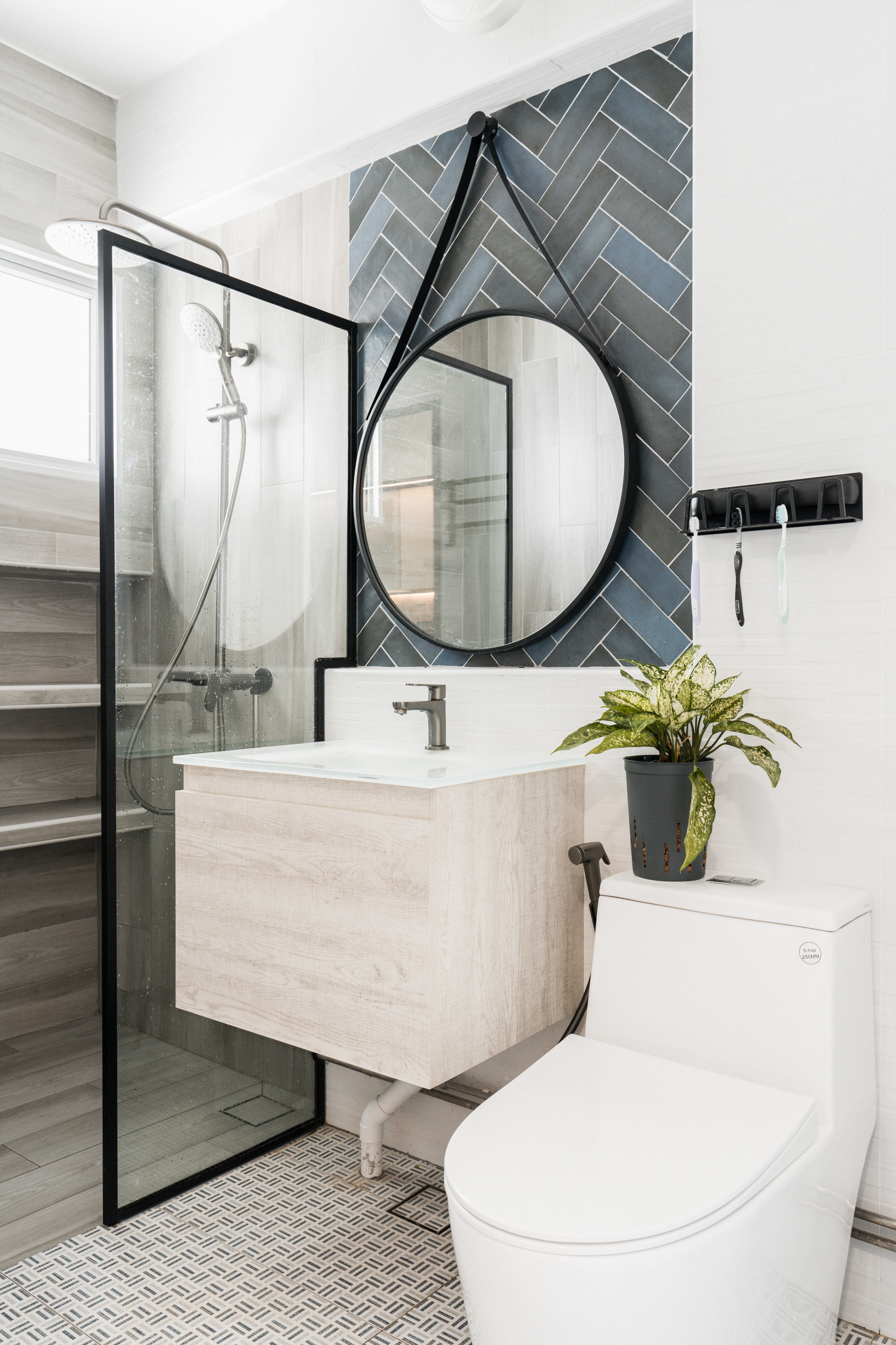 Minimalist, Modern Design - Bathroom - HDB Executive Apartment - Design by Interior Artist Pte Ltd