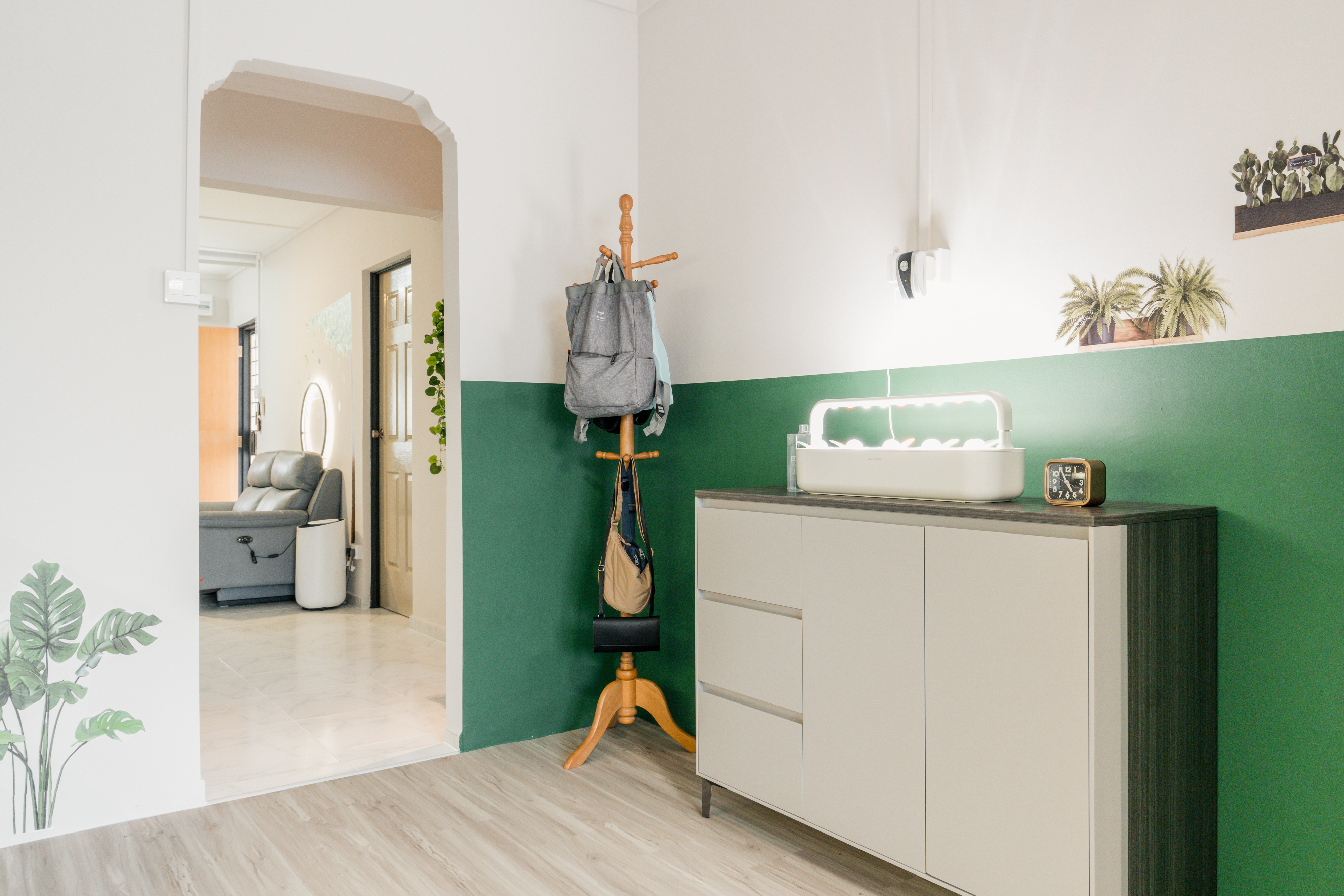 Minimalist, Tropical Design - Kitchen - HDB 3 Room - Design by Interior Artist Pte Ltd