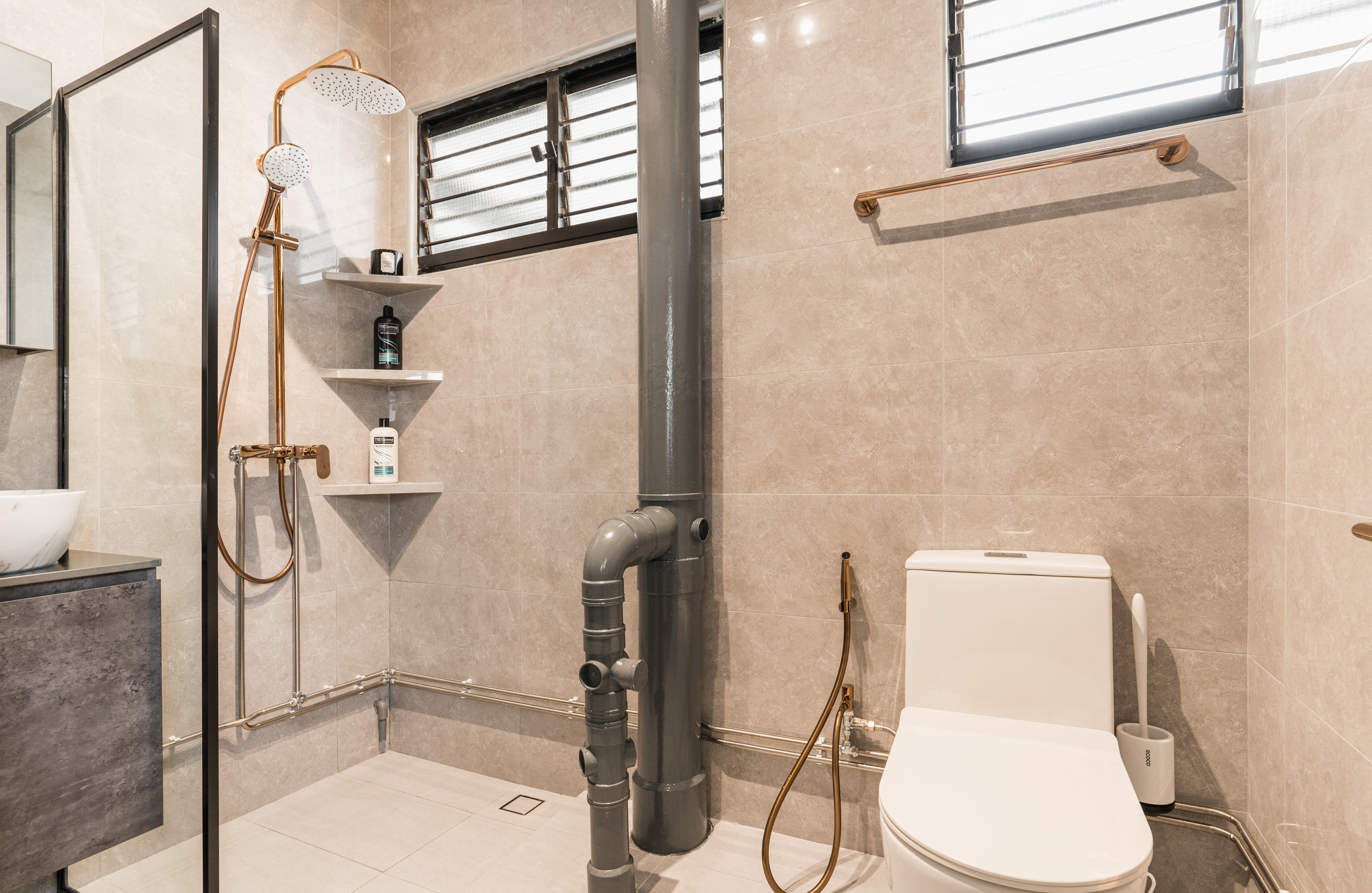 Minimalist, Modern Design - Bathroom - HDB 3 Room - Design by Interior Artist Pte Ltd