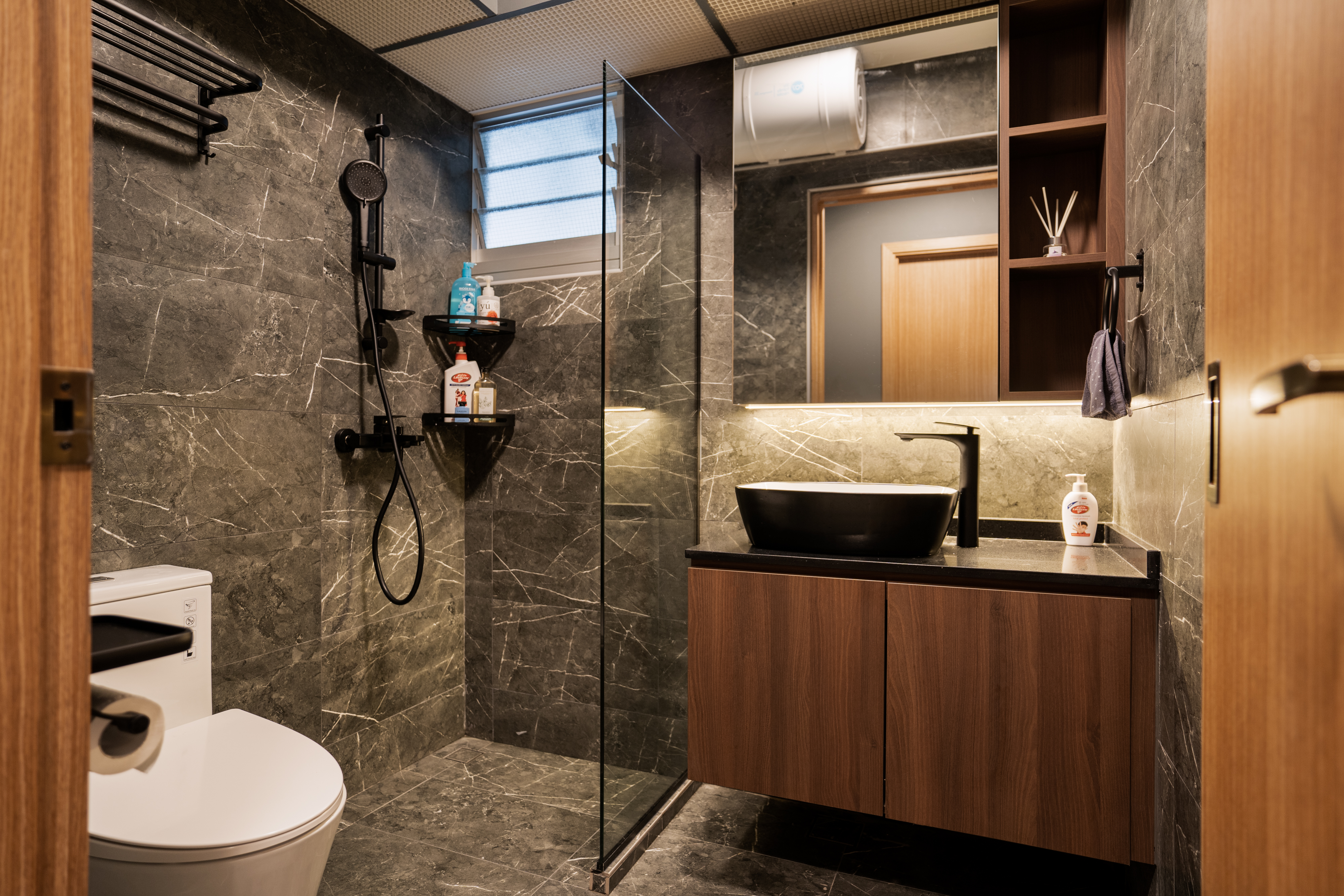 Industrial, Modern Design - Bathroom - HDB 5 Room - Design by Interior Artist Pte Ltd