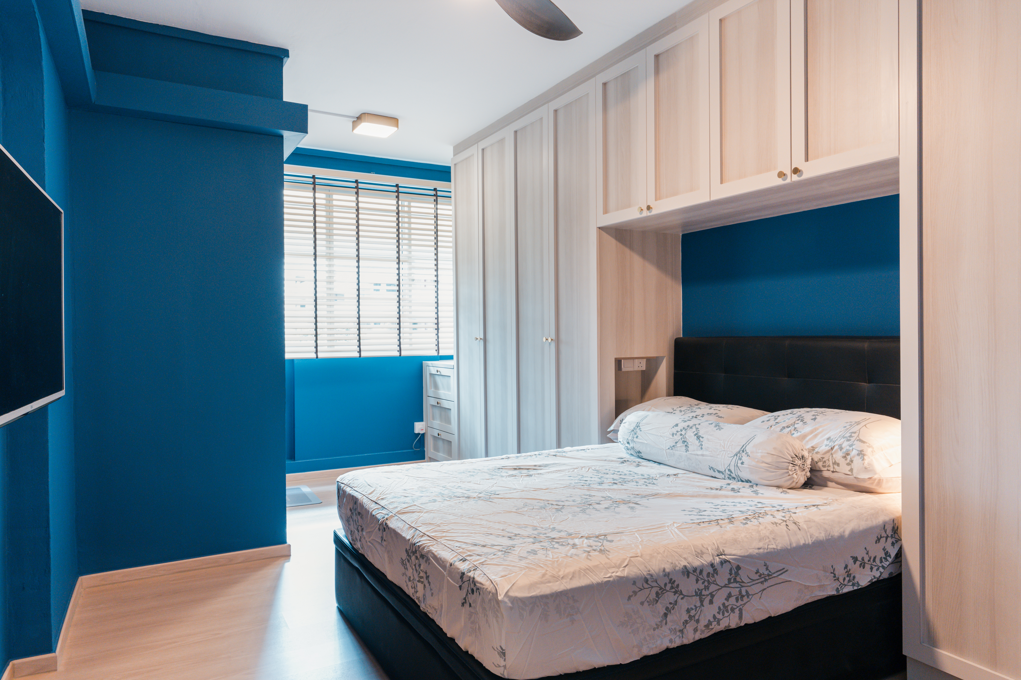 Minimalist, Modern Design - Bedroom - HDB Executive Apartment - Design by Interior Artist Pte Ltd