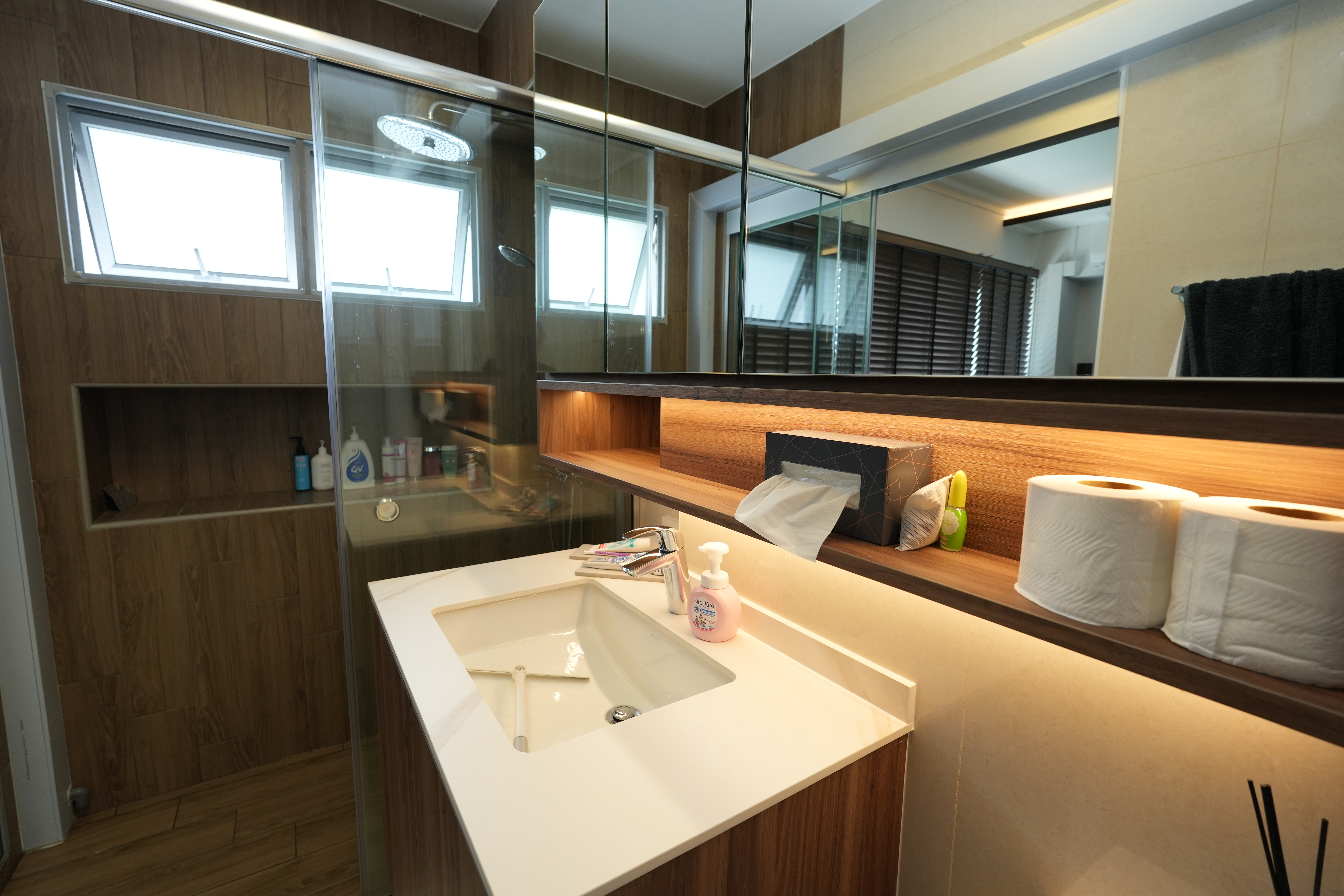 Contemporary, Modern Design - Bathroom - HDB 4 Room - Design by Interior Times Design Pte Ltd