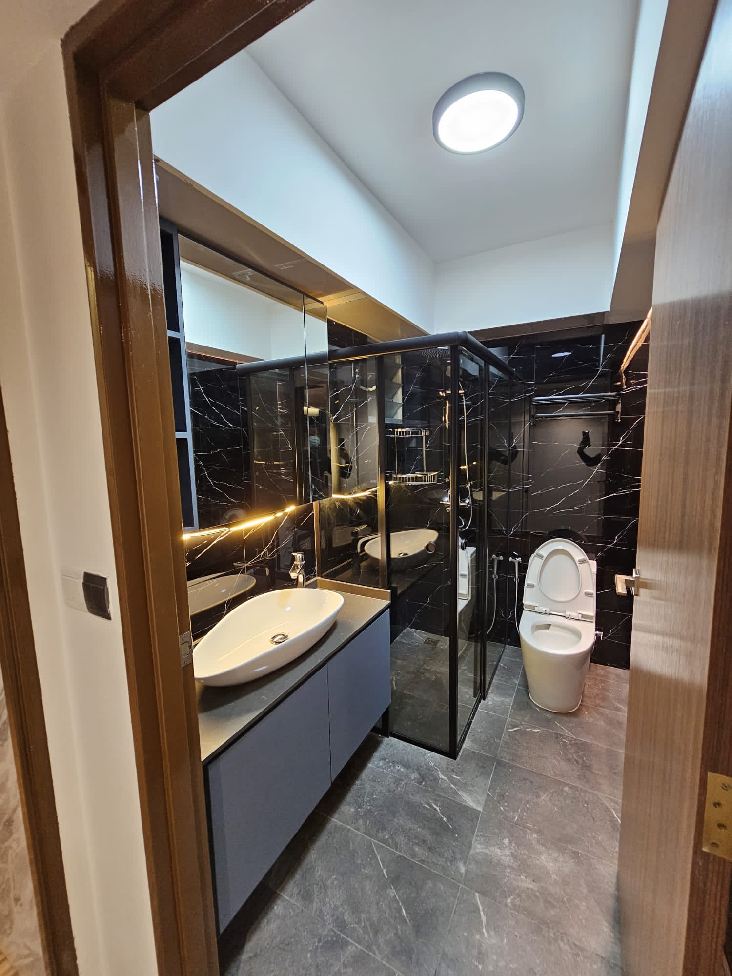 Contemporary, Modern Design - Bathroom - HDB 5 Room - Design by JD Interior Pte Ltd