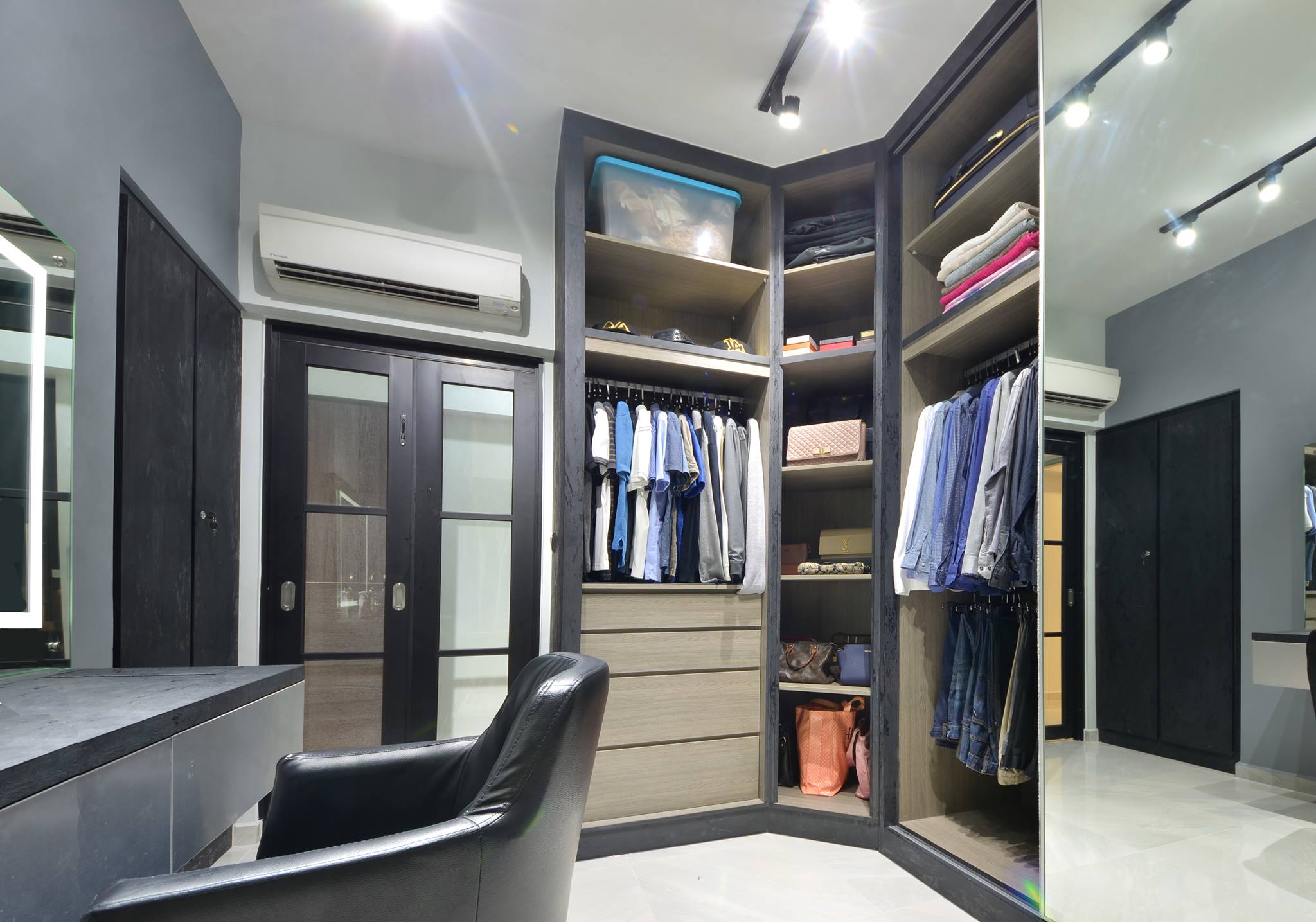 Modern Design - Bedroom - HDB 5 Room - Design by Jialux Interior Pte Ltd