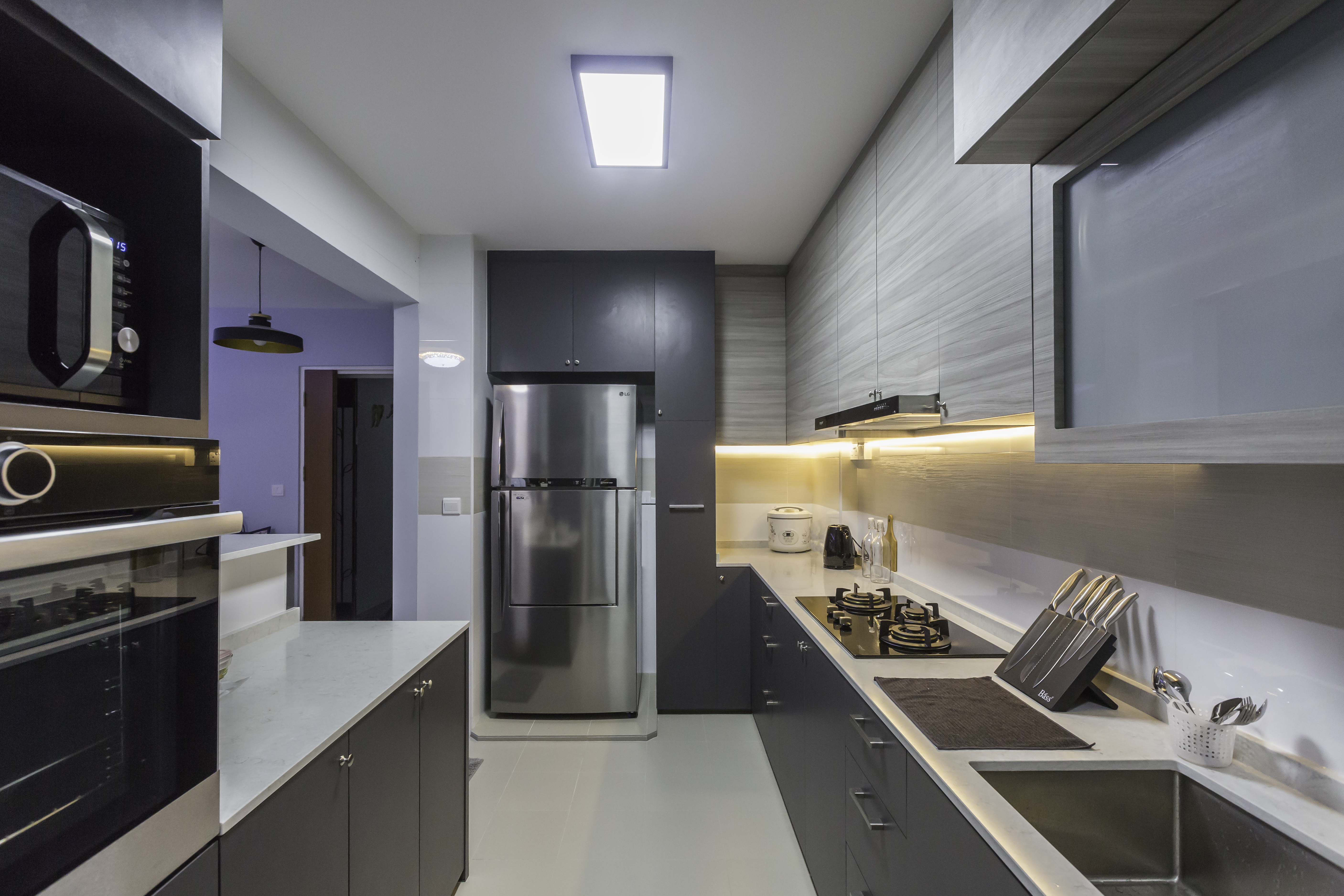 Contemporary, Modern Design - Kitchen - HDB 5 Room - Design by Jialux Interior Pte Ltd