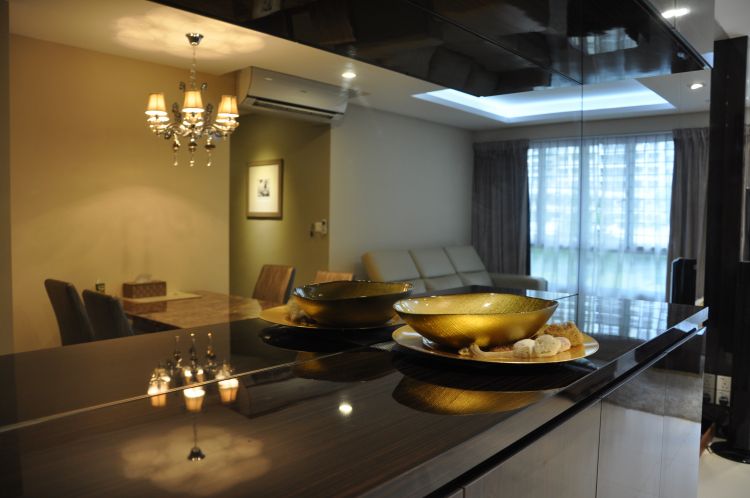 Contemporary, Modern Design - Dining Room - HDB 4 Room - Design by Joo Guan Huat Trading & Construction