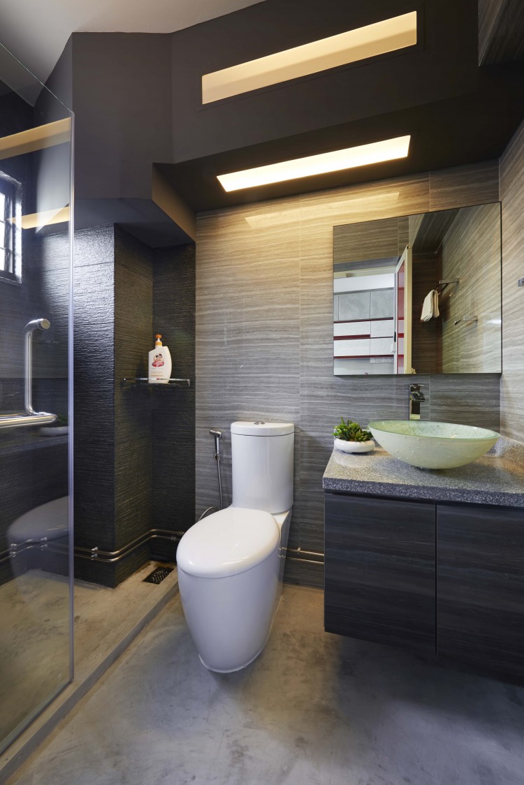 Contemporary Design - Bathroom - HDB Executive Apartment - Design by JSR Design