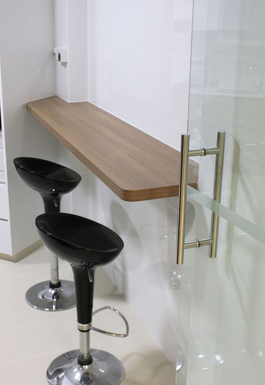 Minimalist, Modern Design - Kitchen - HDB 4 Room - Design by Kitzig Design Studio Pte Ltd
