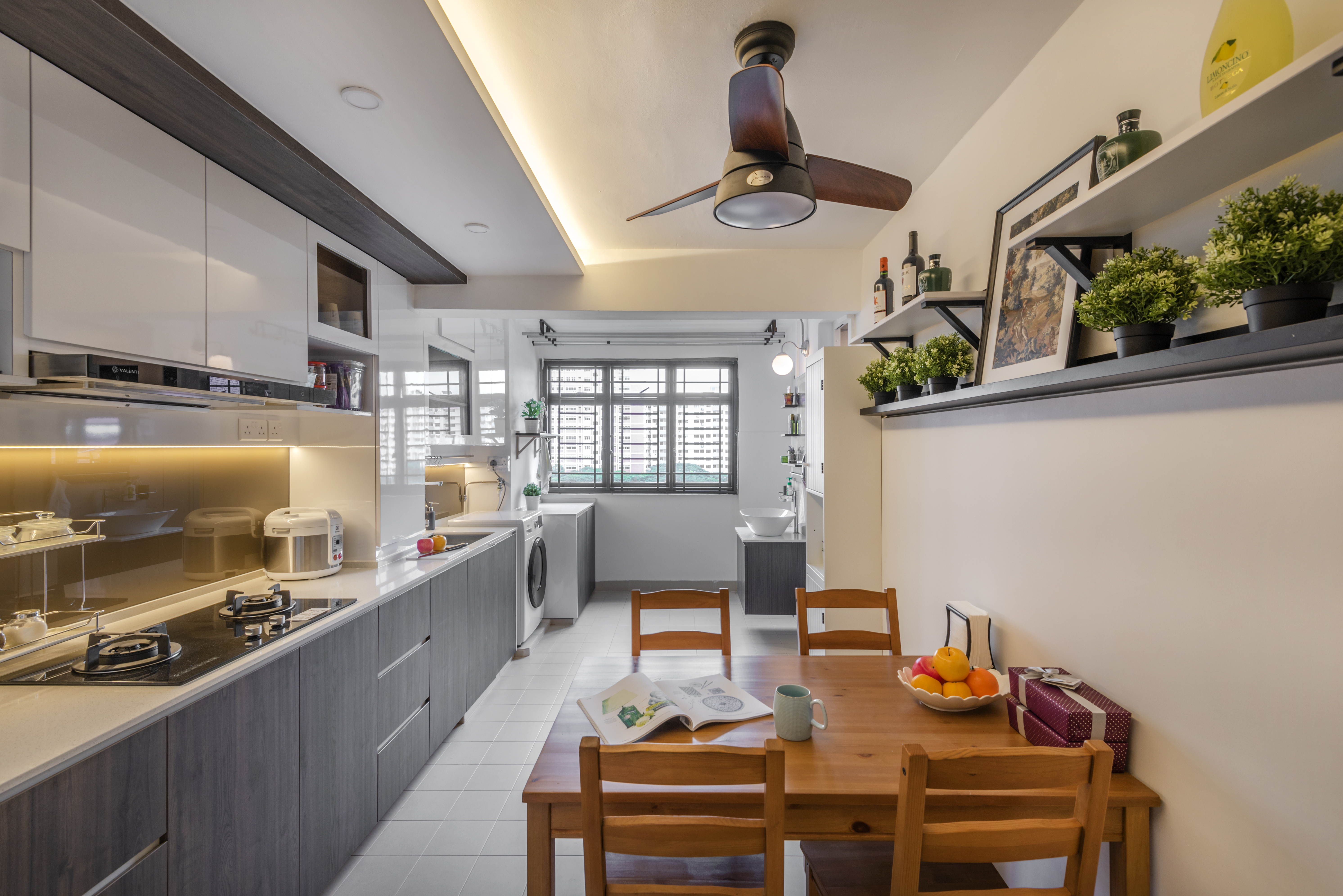 Contemporary Design - Kitchen - HDB 4 Room - Design by Le Interi