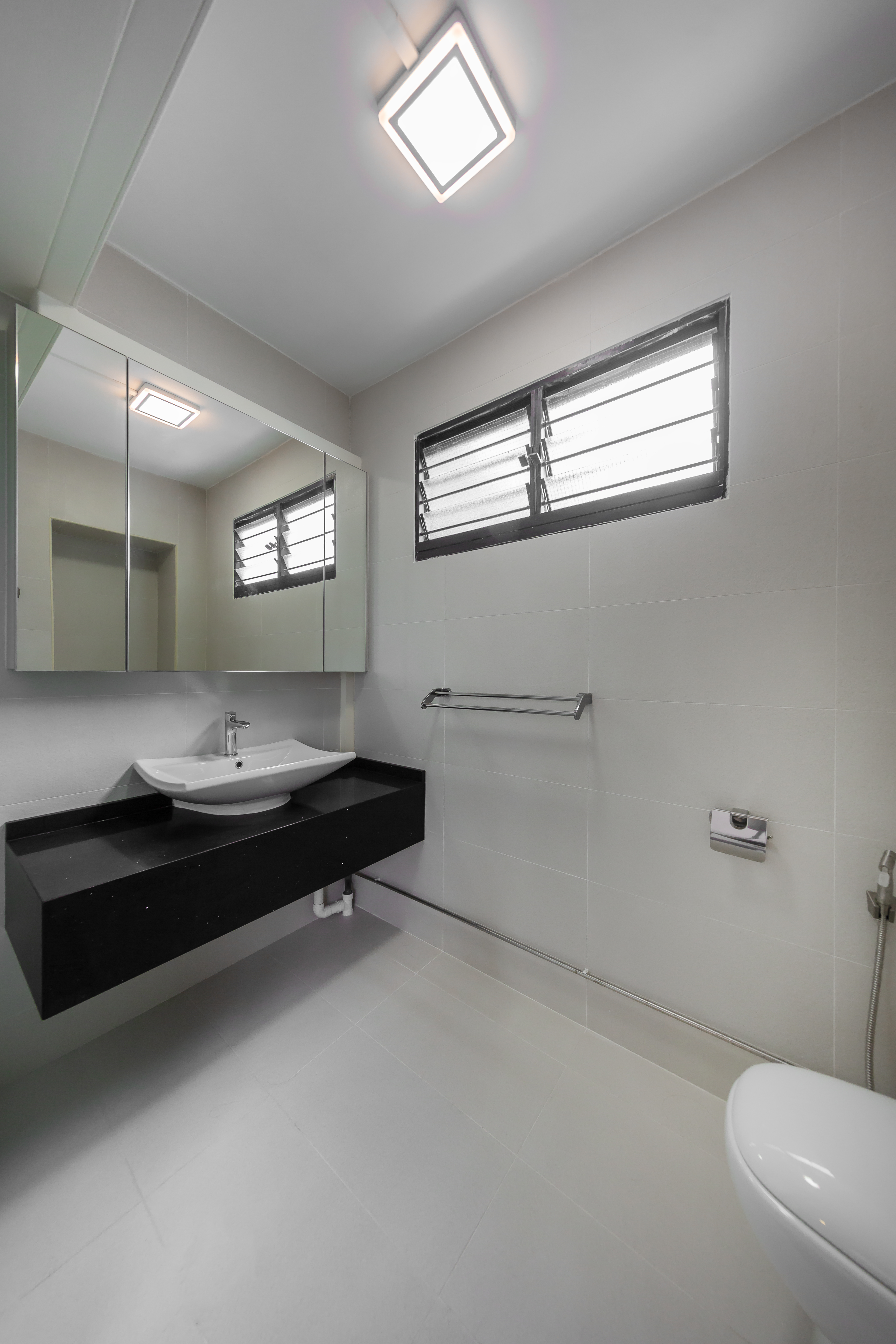 Modern Design - Bathroom - HDB 5 Room - Design by Le Interi