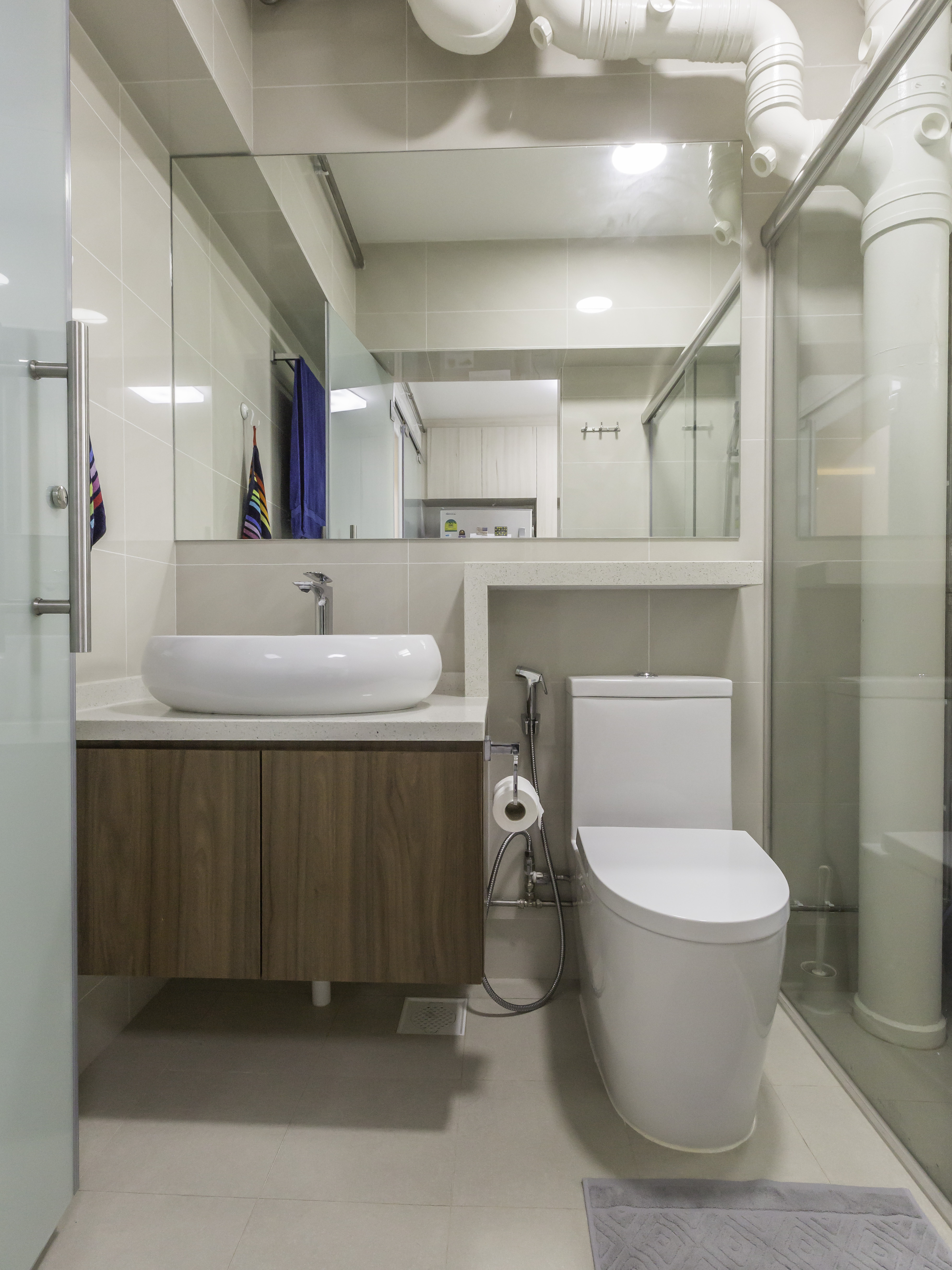 Contemporary Design - Bathroom - HDB 5 Room - Design by Le Interi