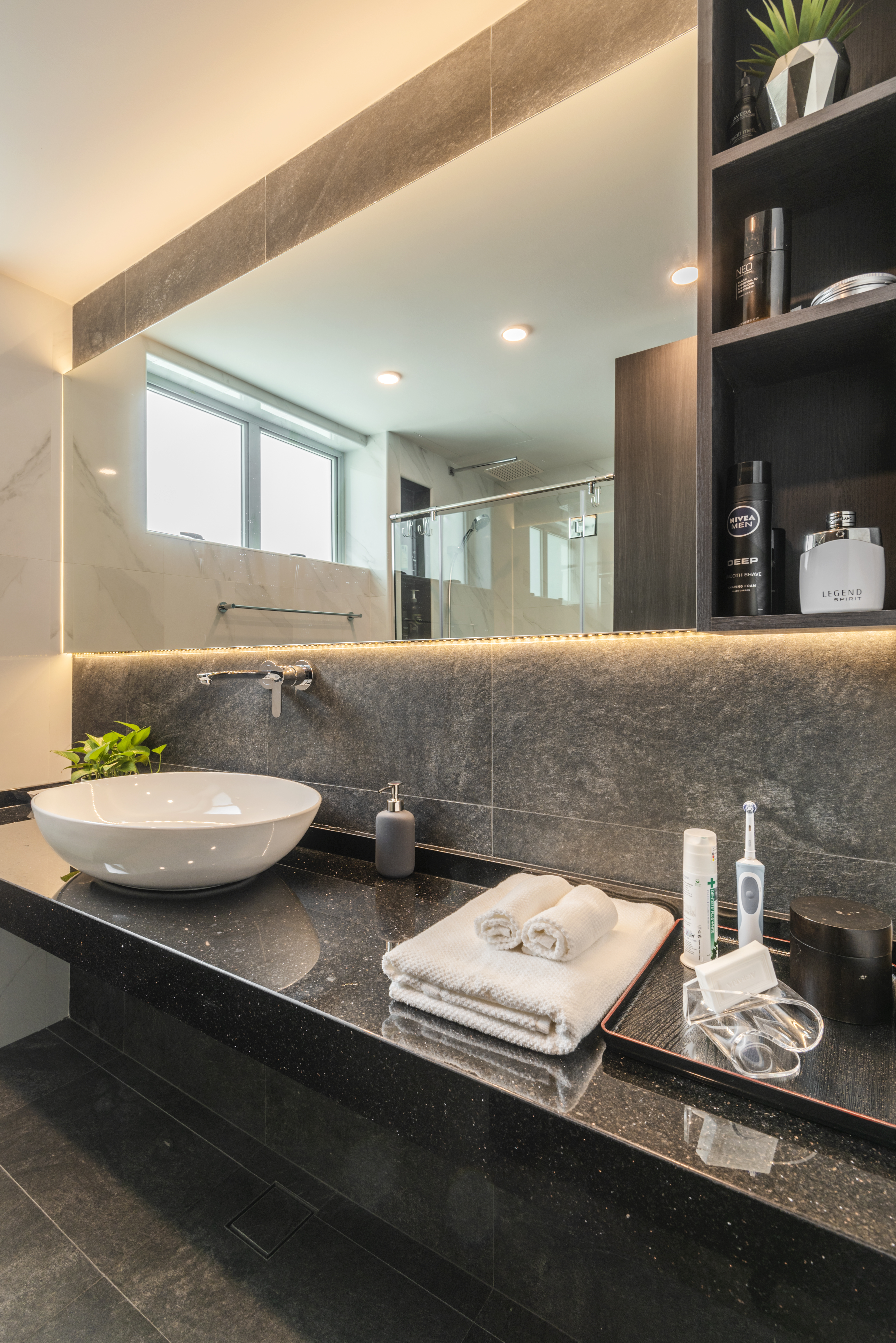 Classical Design - Bathroom - Condominium - Design by Le Interi