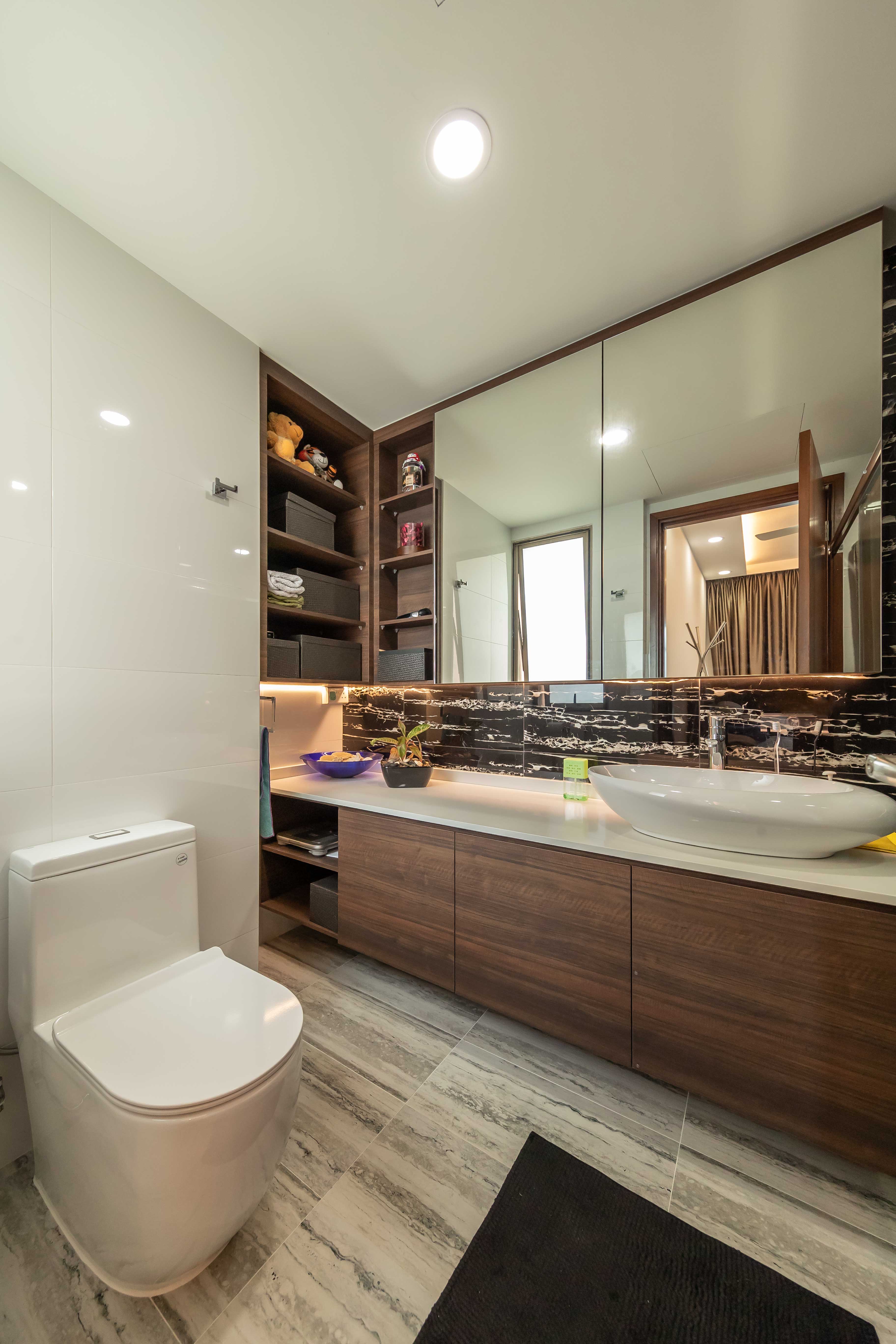 Modern Design - Bathroom - Condominium - Design by Leef Deco Pte Ltd