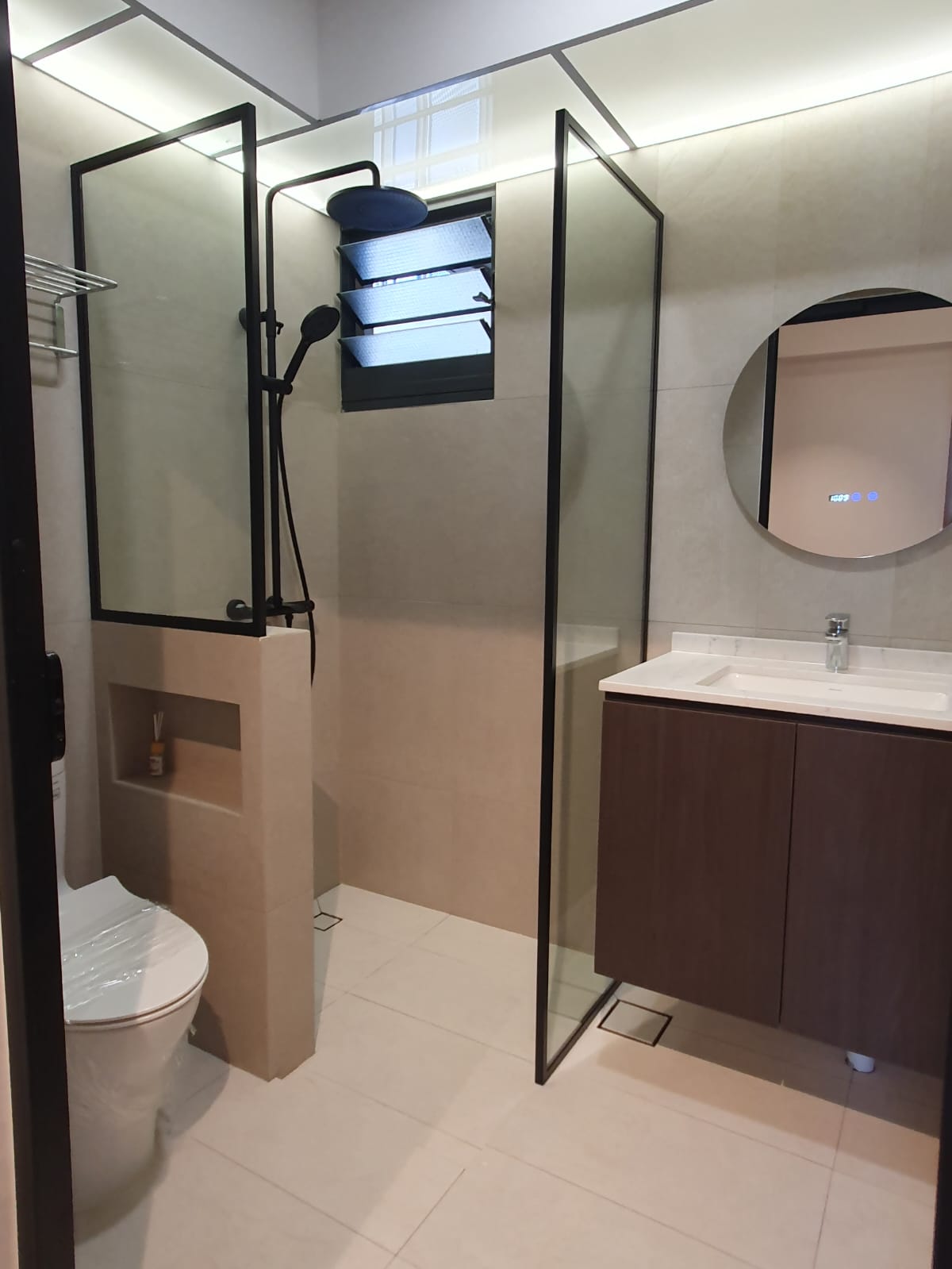 Minimalist, Modern, Others Design - Bathroom - HDB 4 Room - Design by Living Venture Design & Construction Pte Ltd