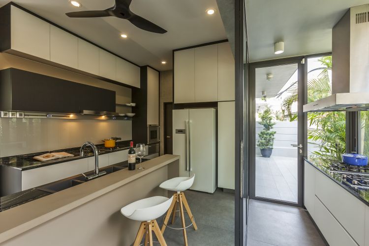 Contemporary, Modern Design - Kitchen - Landed House - Design by Livinz Synthesis Pte Ltd